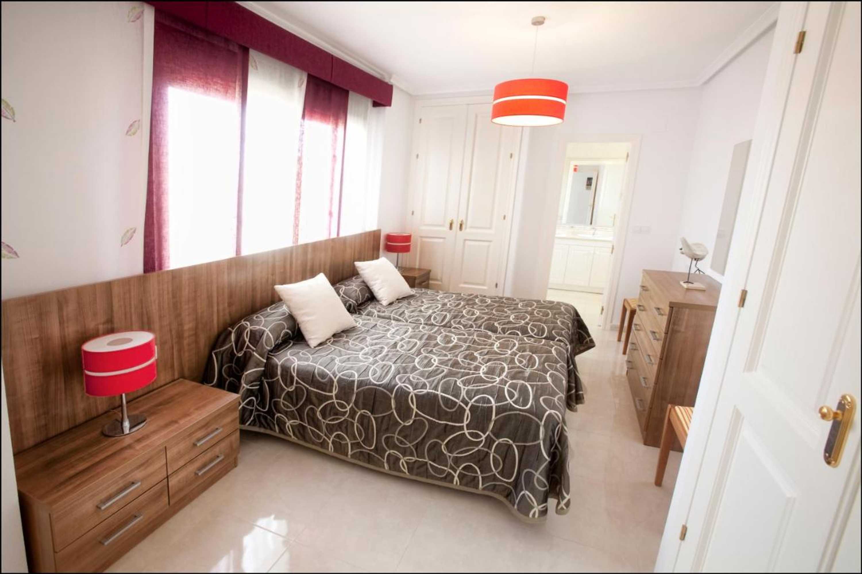 Gift card for Apartamentos Lomas De Campoamor