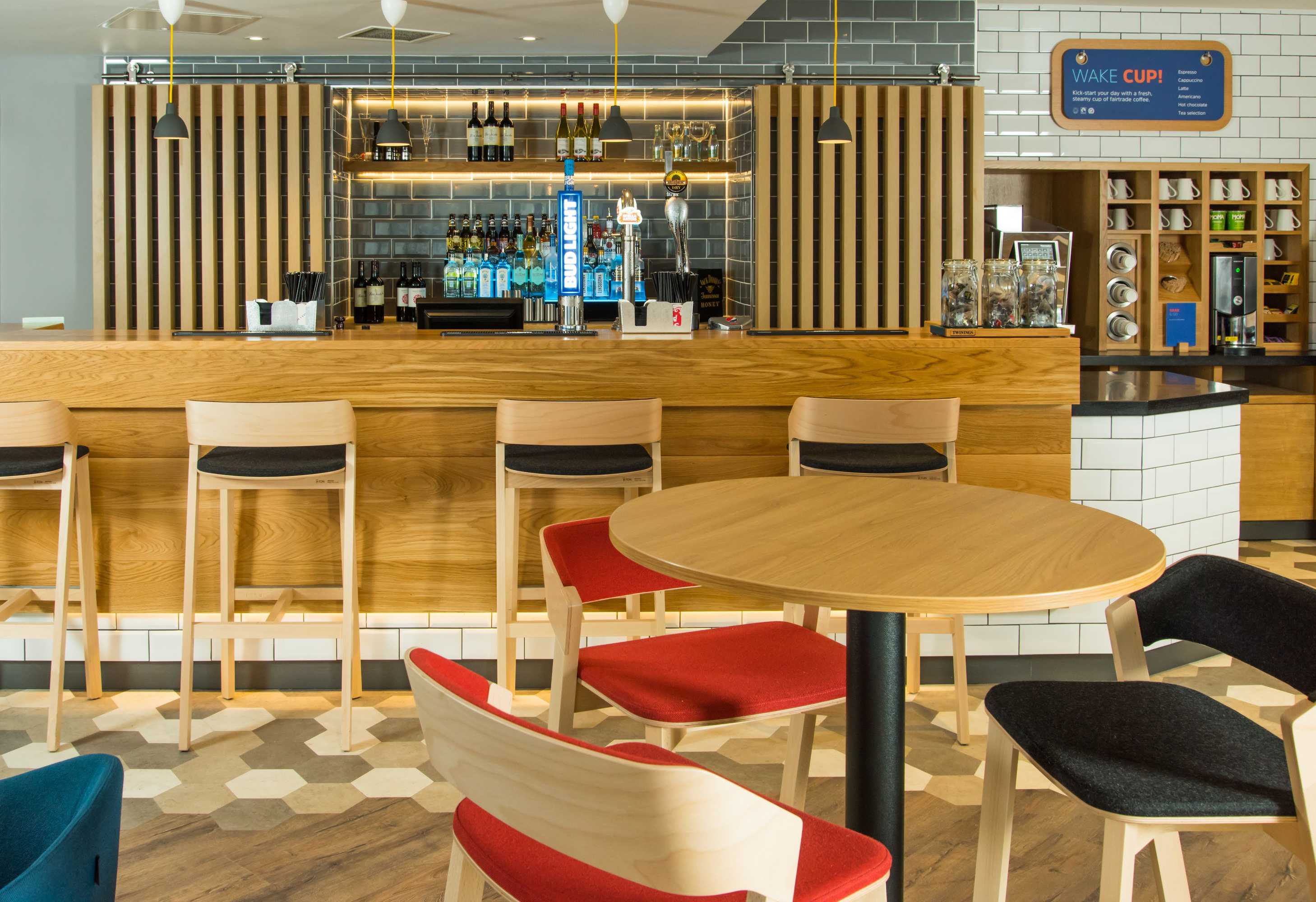 Gift card for Holiday Inn Express Bristol City Centre by Ihg Gift card for Holiday Inn Express Bristol City Centre by Ihg