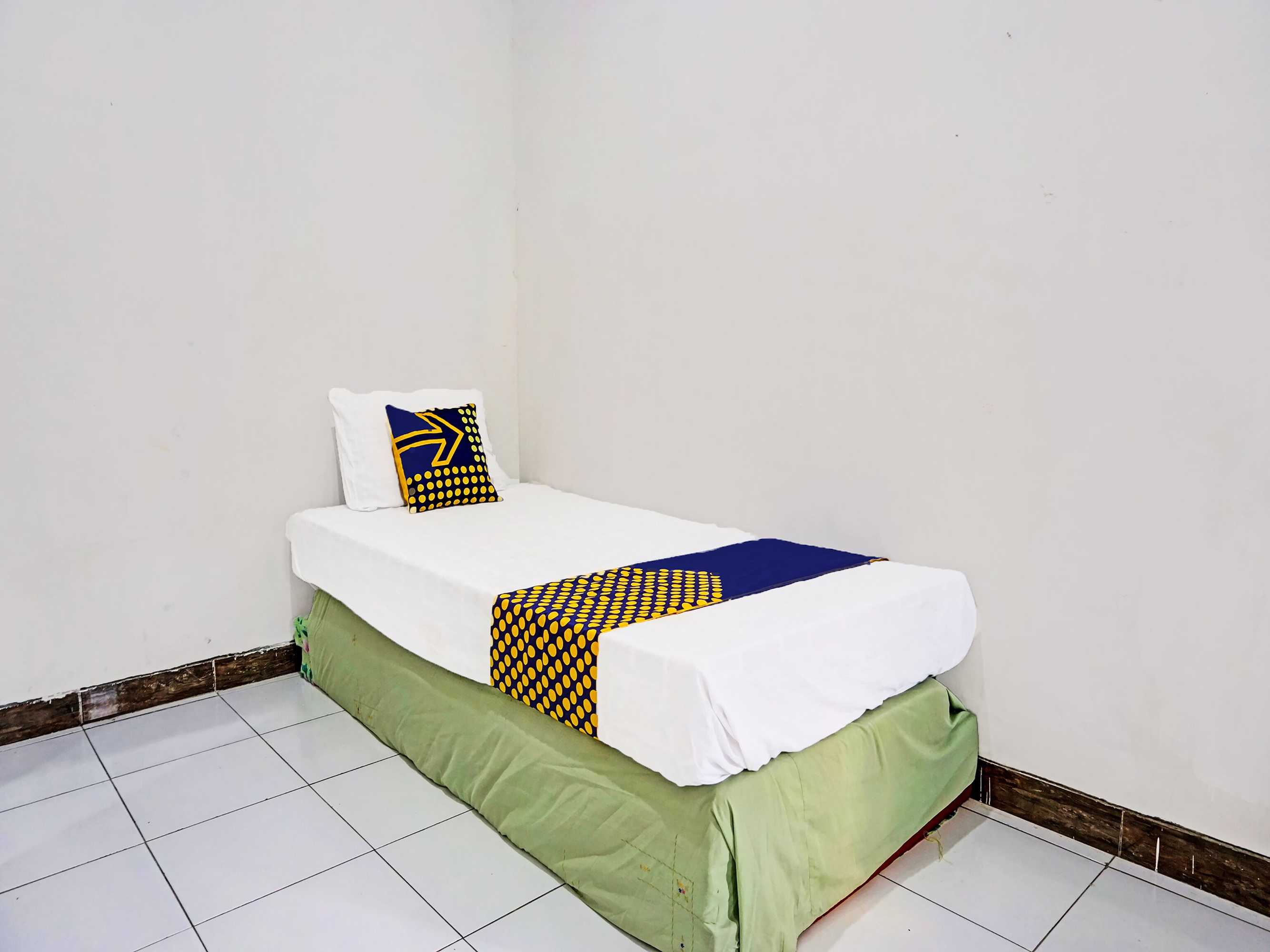 Gift card for Oyo Life 91896 Kost Bu Dewi Syariah Gift card for Oyo Life 91896 Kost Bu Dewi Syariah