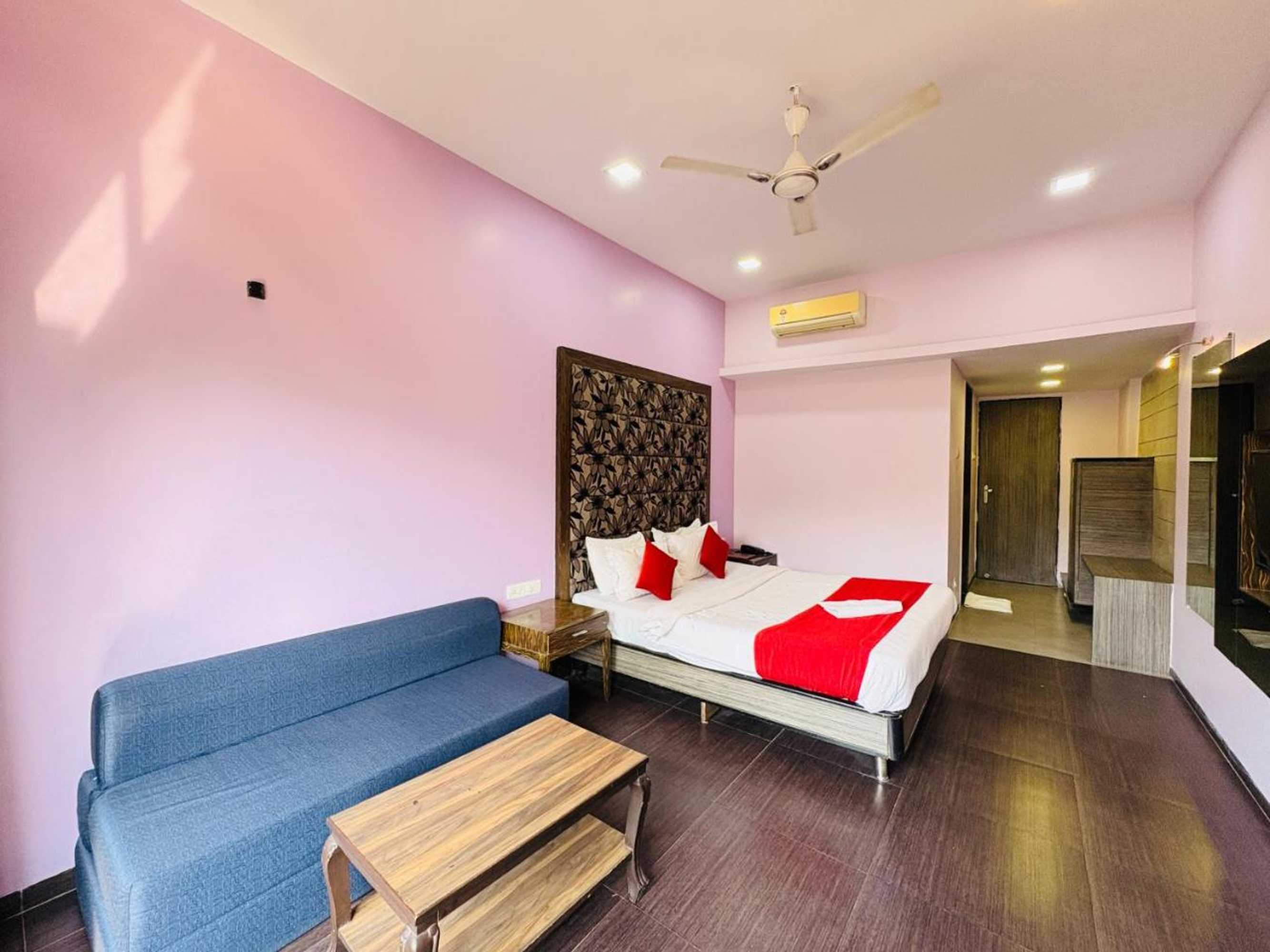 Gift card for Hotel Lalit Inn