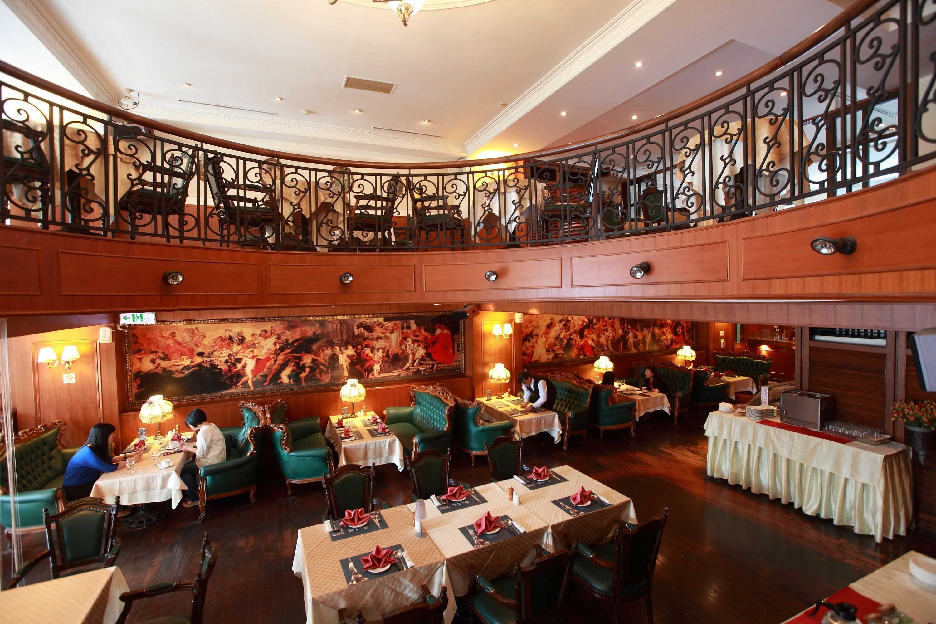 Gift card for Grand Boss Hotel