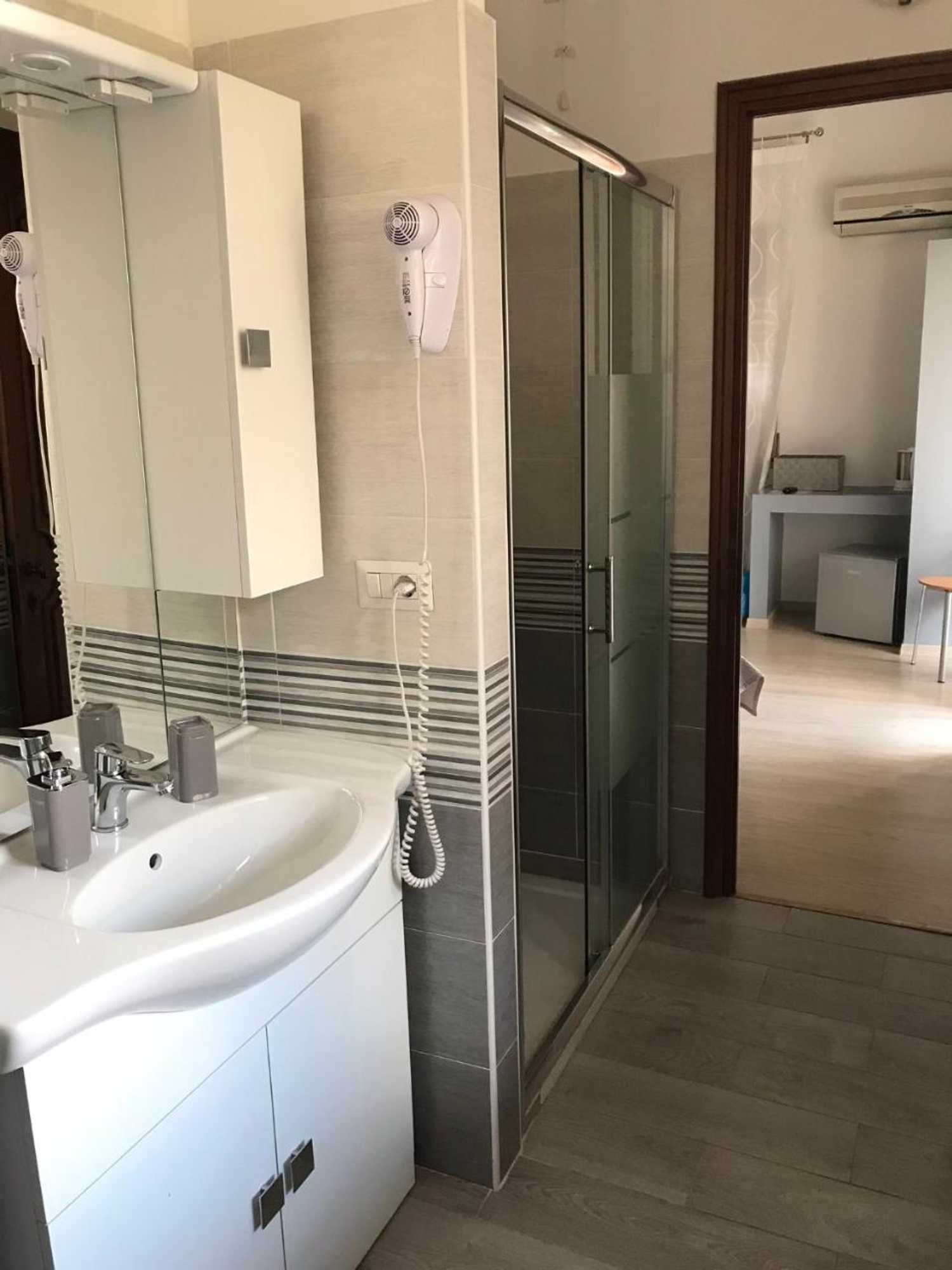 Gift card for Bella Vita Guesthouse -Parcheggio Privato Interno