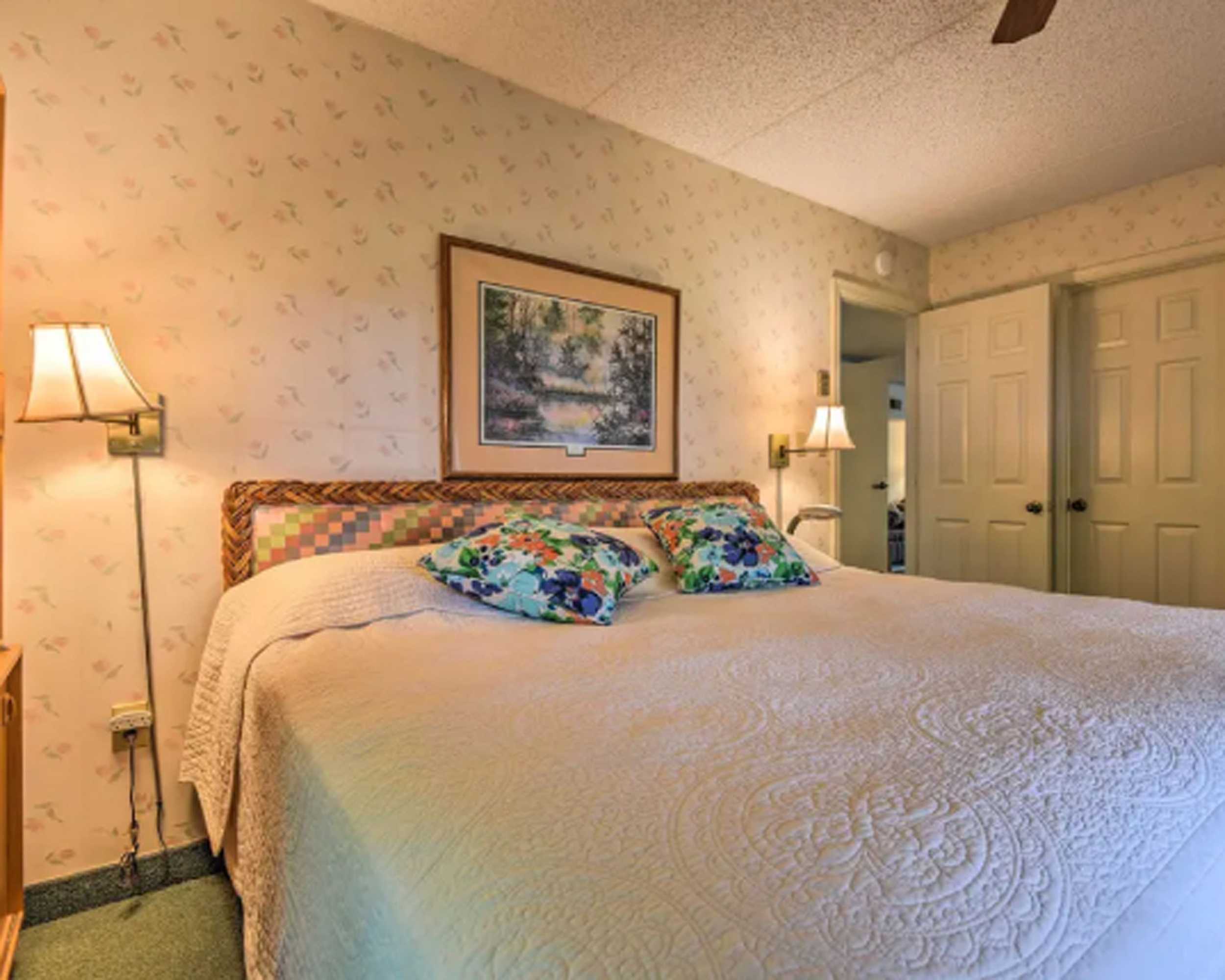 Gift card for Cozy Pocono Mountain Escape Gift card for Cozy Pocono Mountain Escape