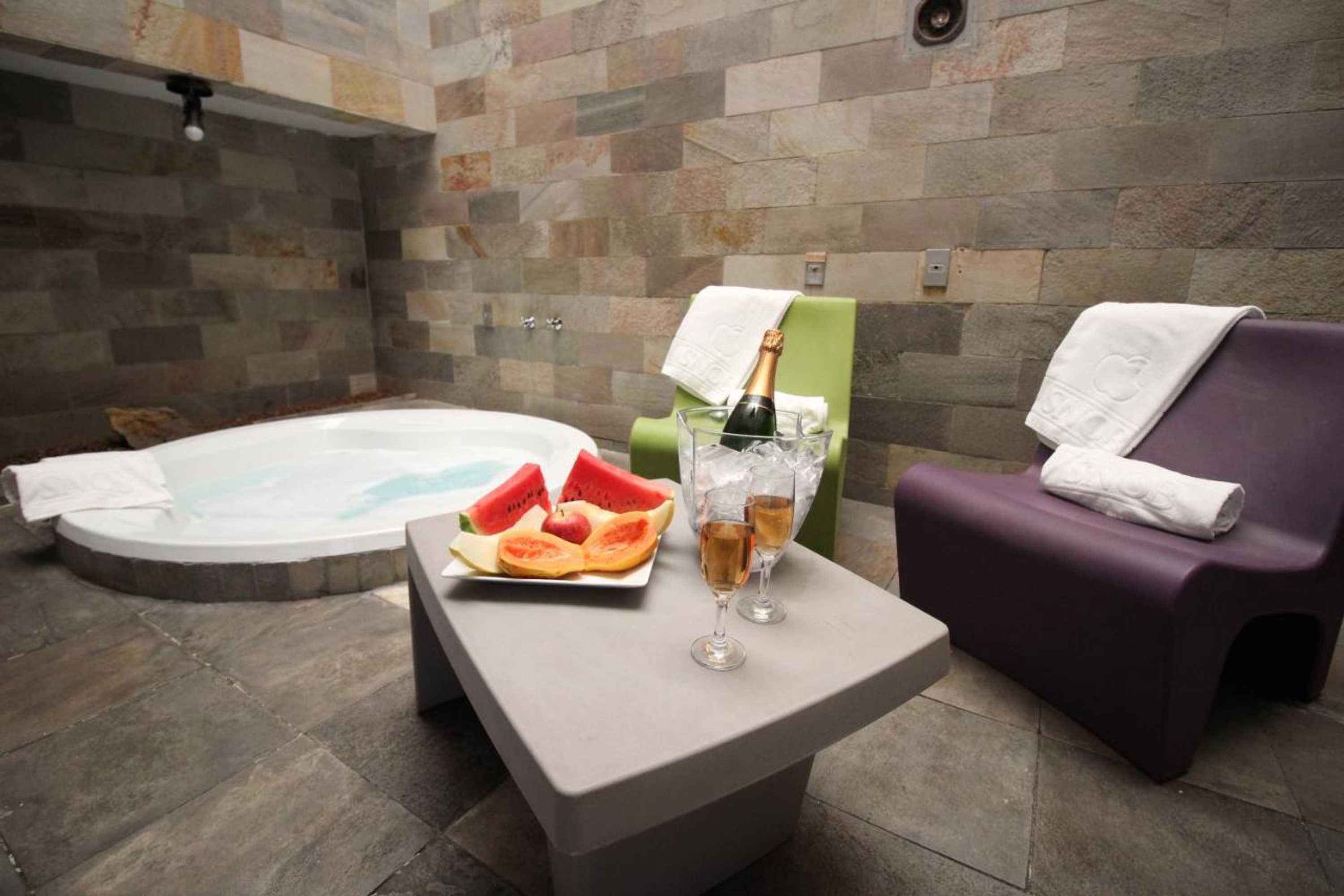 Gift card for Snob Motel (adult Only)