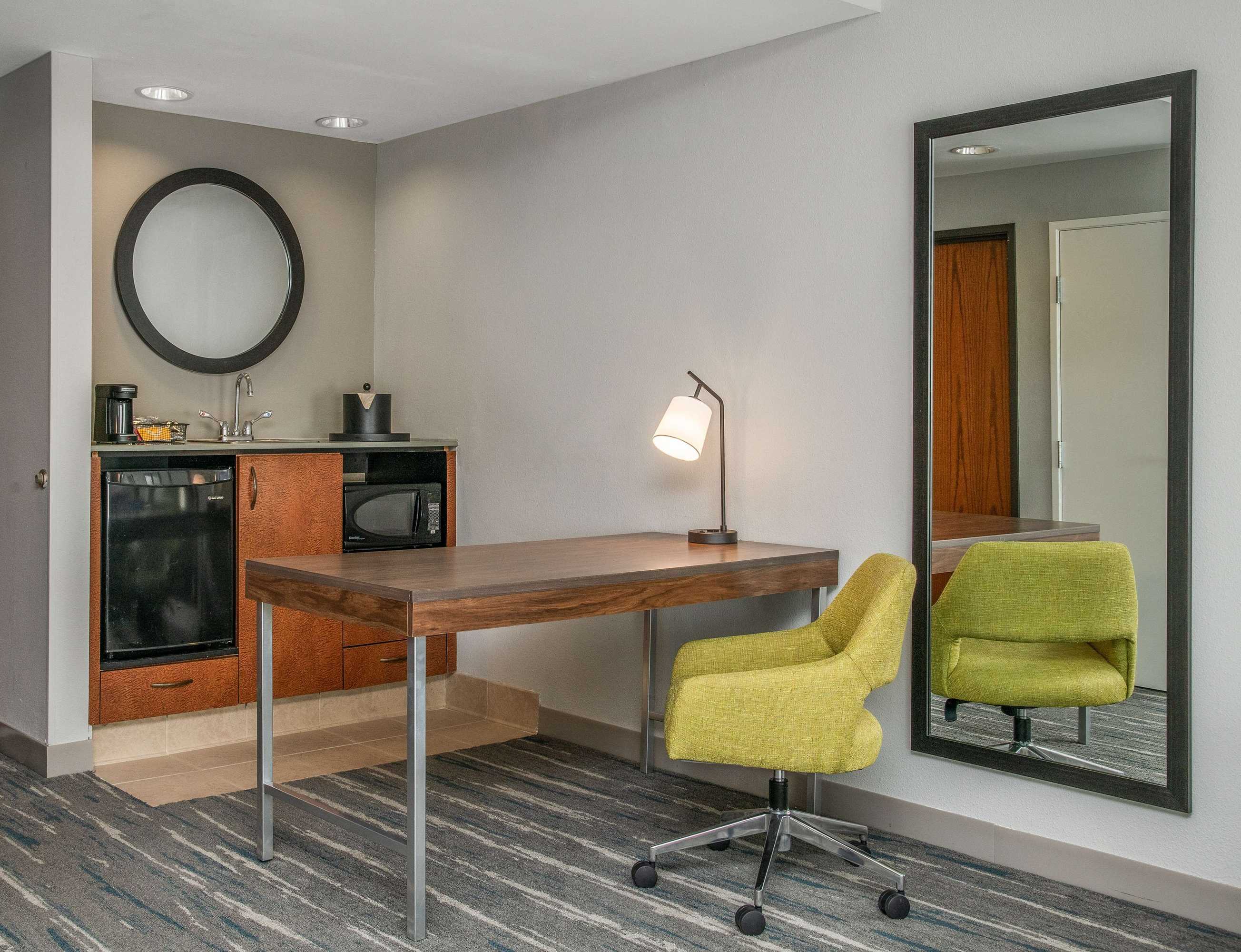Gift card for Hampton Inn & Suites-Dallas Allen Gift card for Hampton Inn & Suites-Dallas Allen