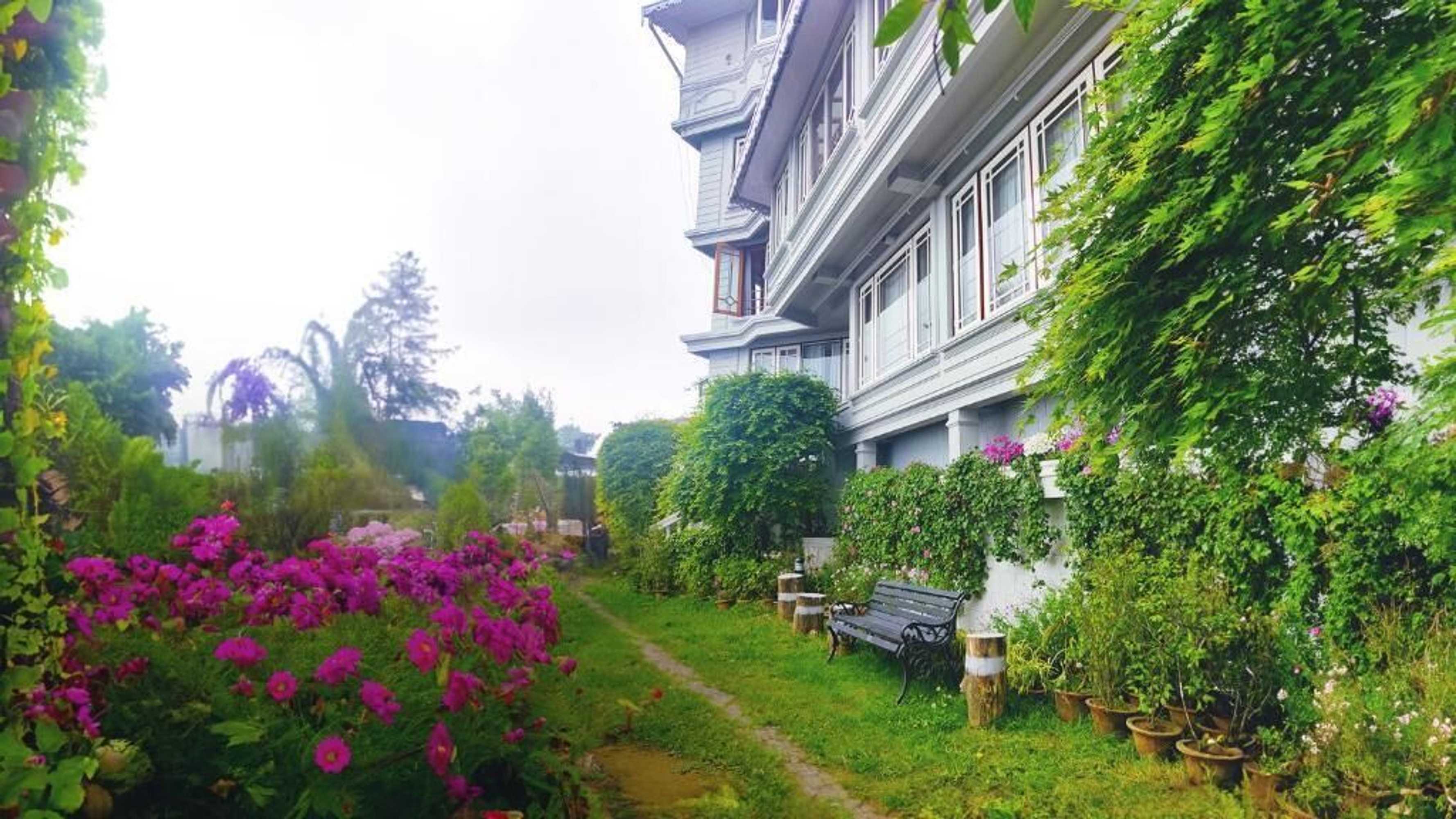 Gift card for Udaan Dekeling Resort Darjeeling Gift card for Udaan Dekeling Resort Darjeeling