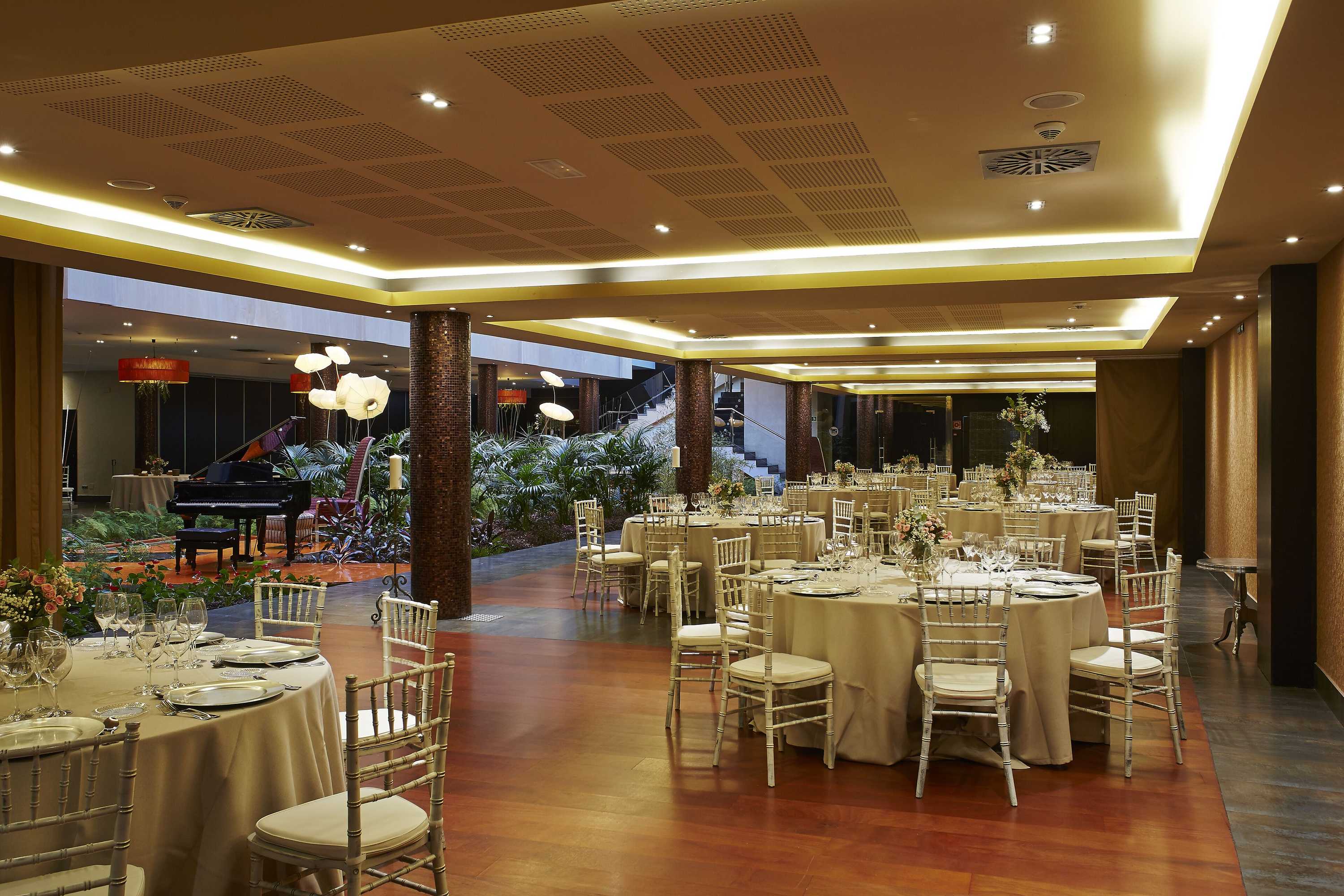 Gift card for Iberik Hotel Santo Domingo Plaza Gift card for Iberik Hotel Santo Domingo Plaza