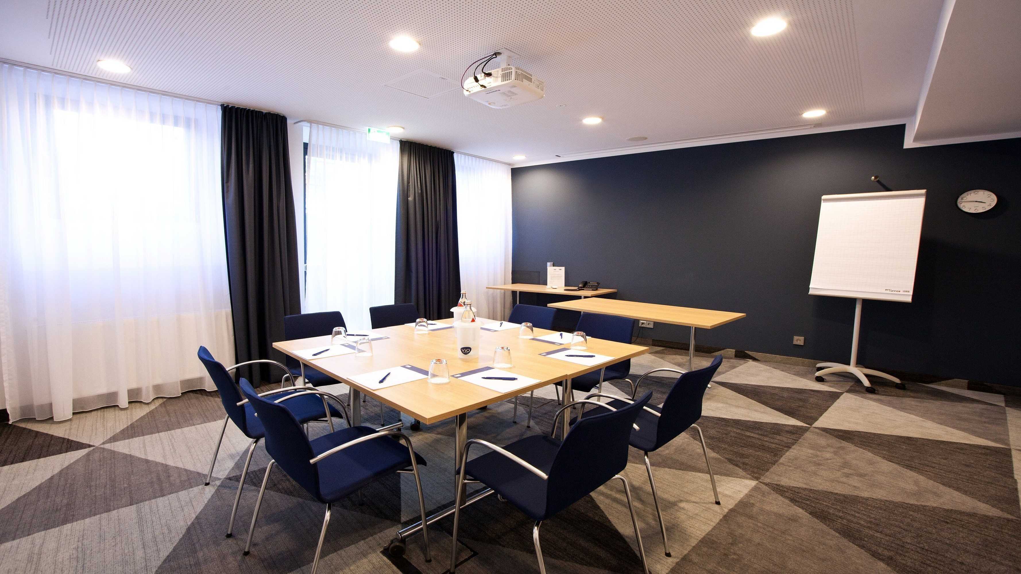 Gift card for Holiday Inn Express Saarbrucken by Ihg Gift card for Holiday Inn Express Saarbrucken by Ihg