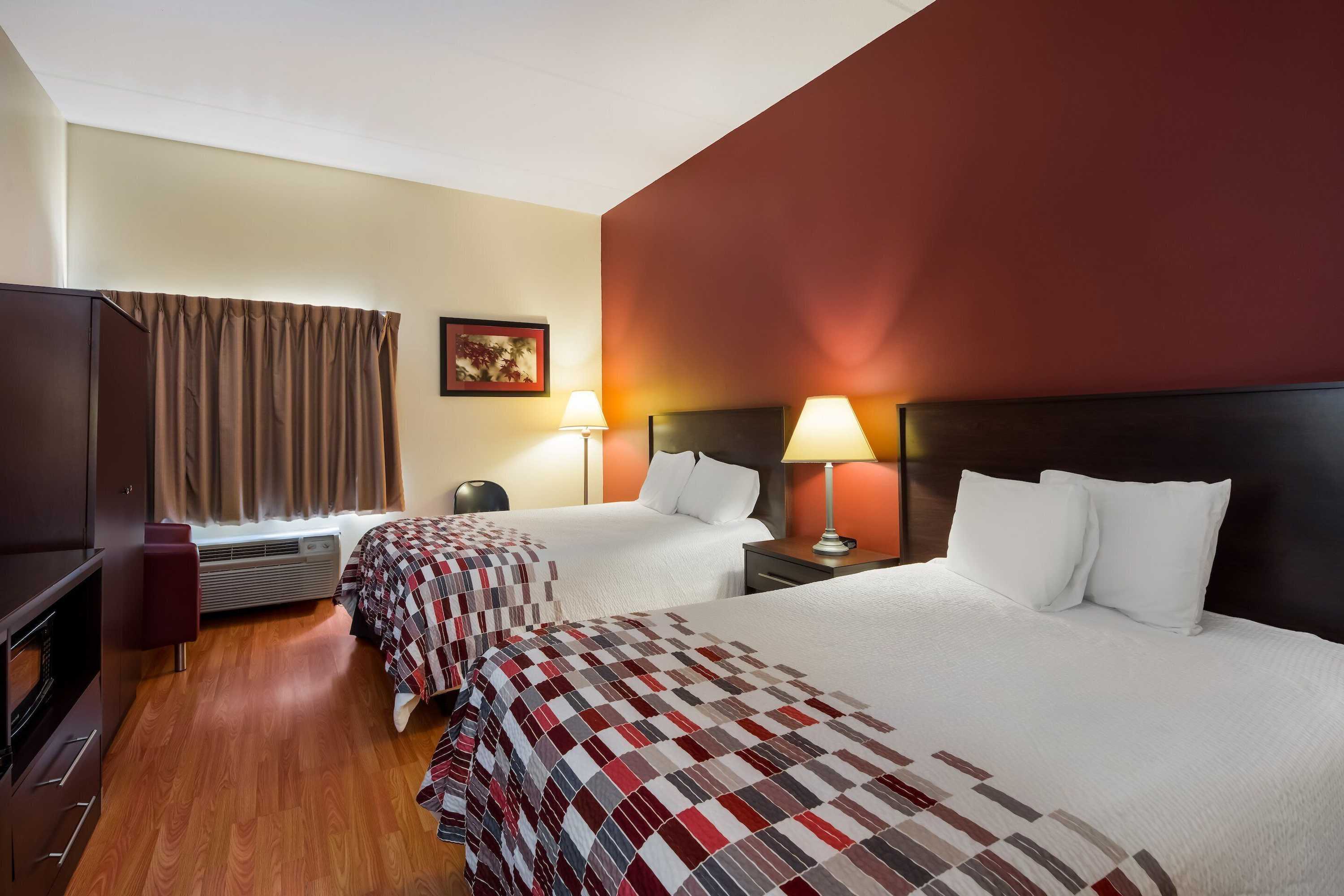 Gift card for Red Roof Inn Hendersonville Gift card for Red Roof Inn Hendersonville