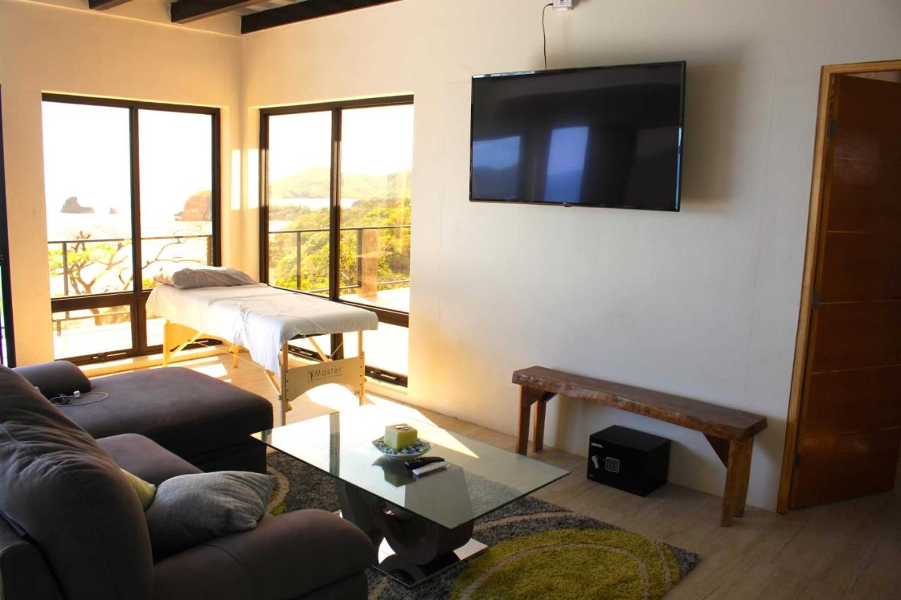 Gift card for Hush Maderas