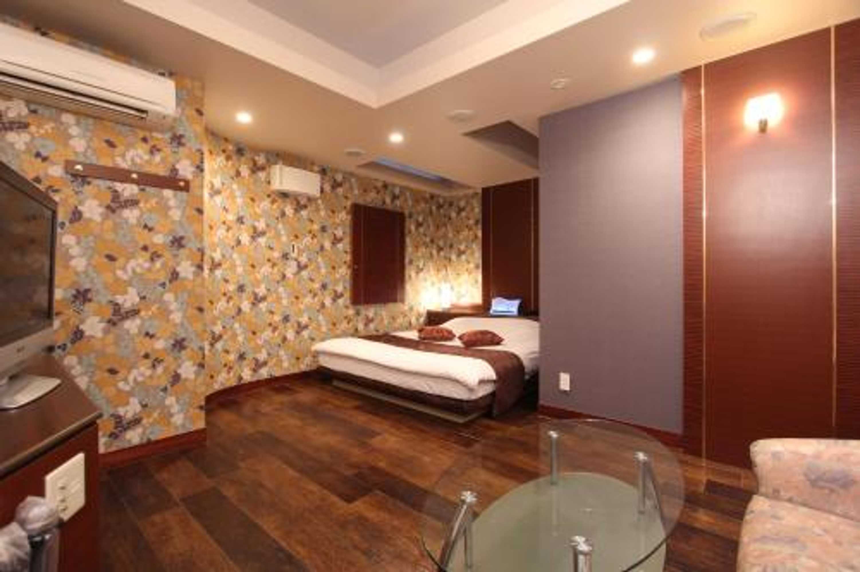 Gift card for Hotel K-Wave R (adult Only) Gift card for Hotel K-Wave R (adult Only)