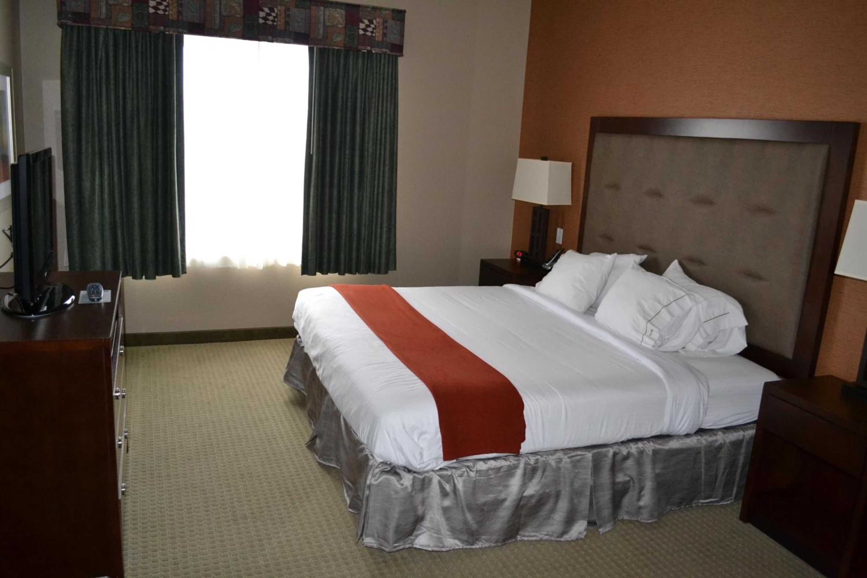 Gift card for Holiday Inn Express Hotel & Suites Bozeman West by Ihg Gift card for Holiday Inn Express Hotel & Suites Bozeman West by Ihg