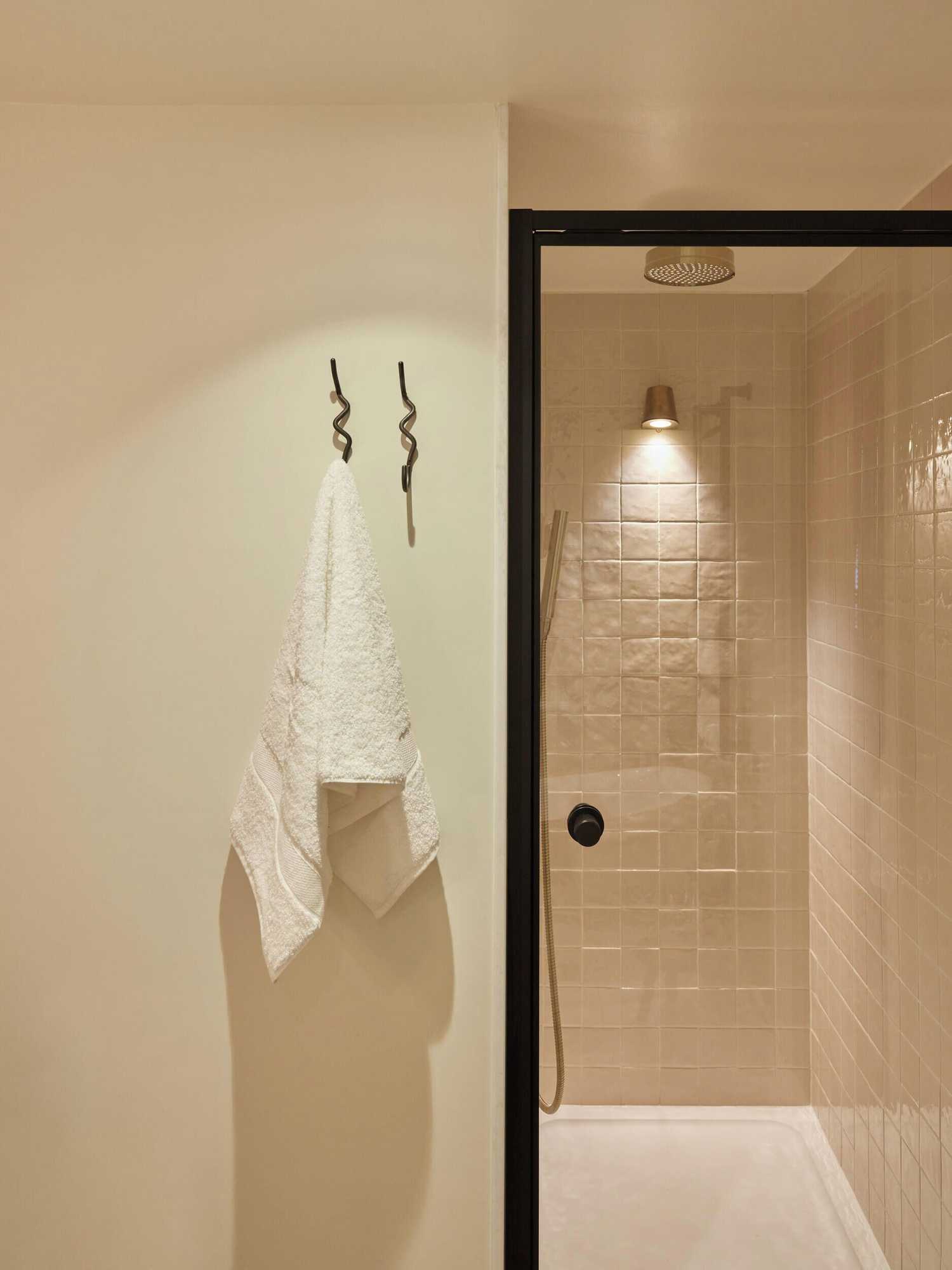 Gift card for No 42 by Guesthouse, Margate Gift card for No 42 by Guesthouse, Margate