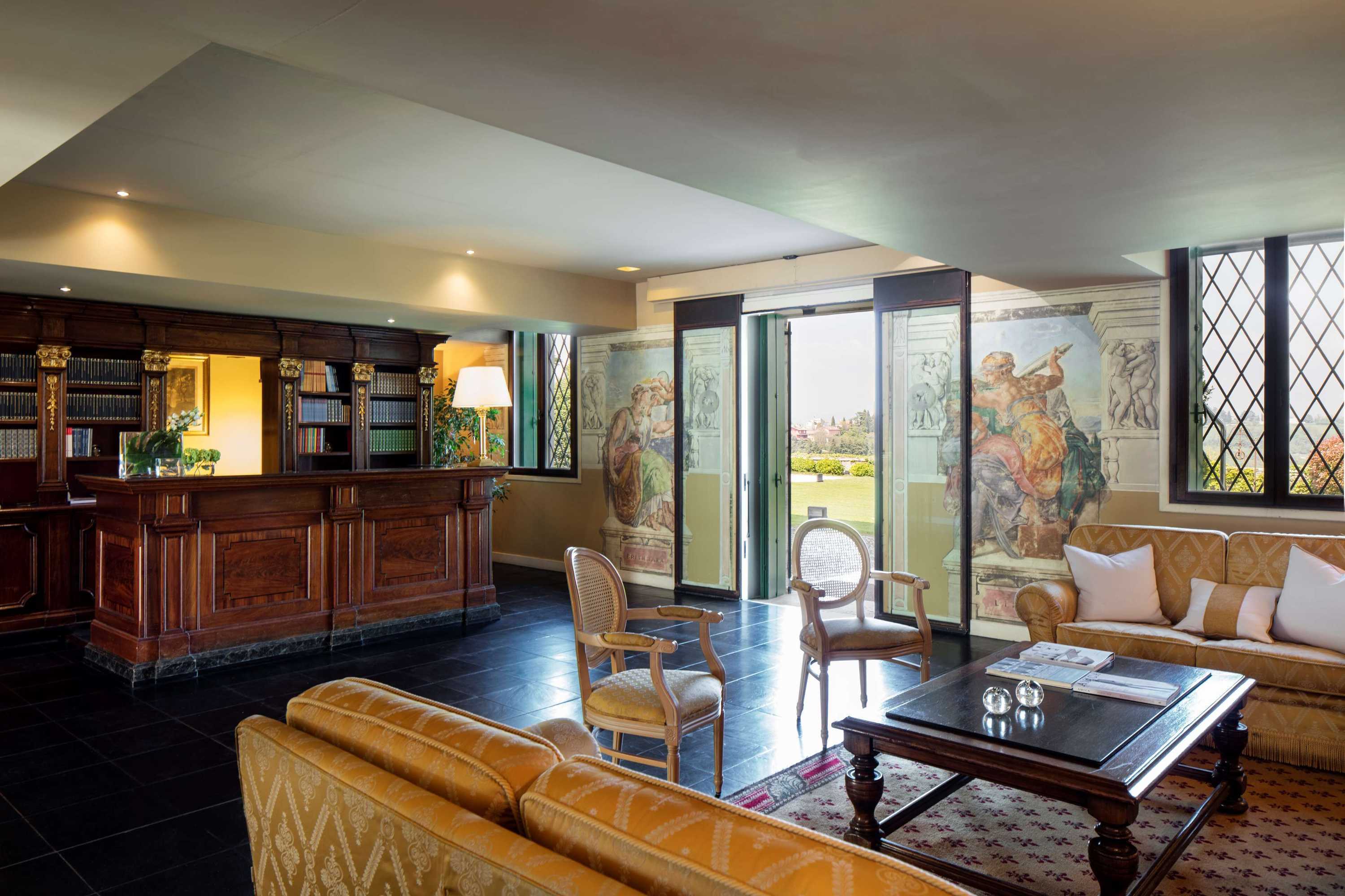 Gift card for Villa Michelangelo Vicenza – Starhotels Collezione Gift card for Villa Michelangelo Vicenza – Starhotels Collezione
