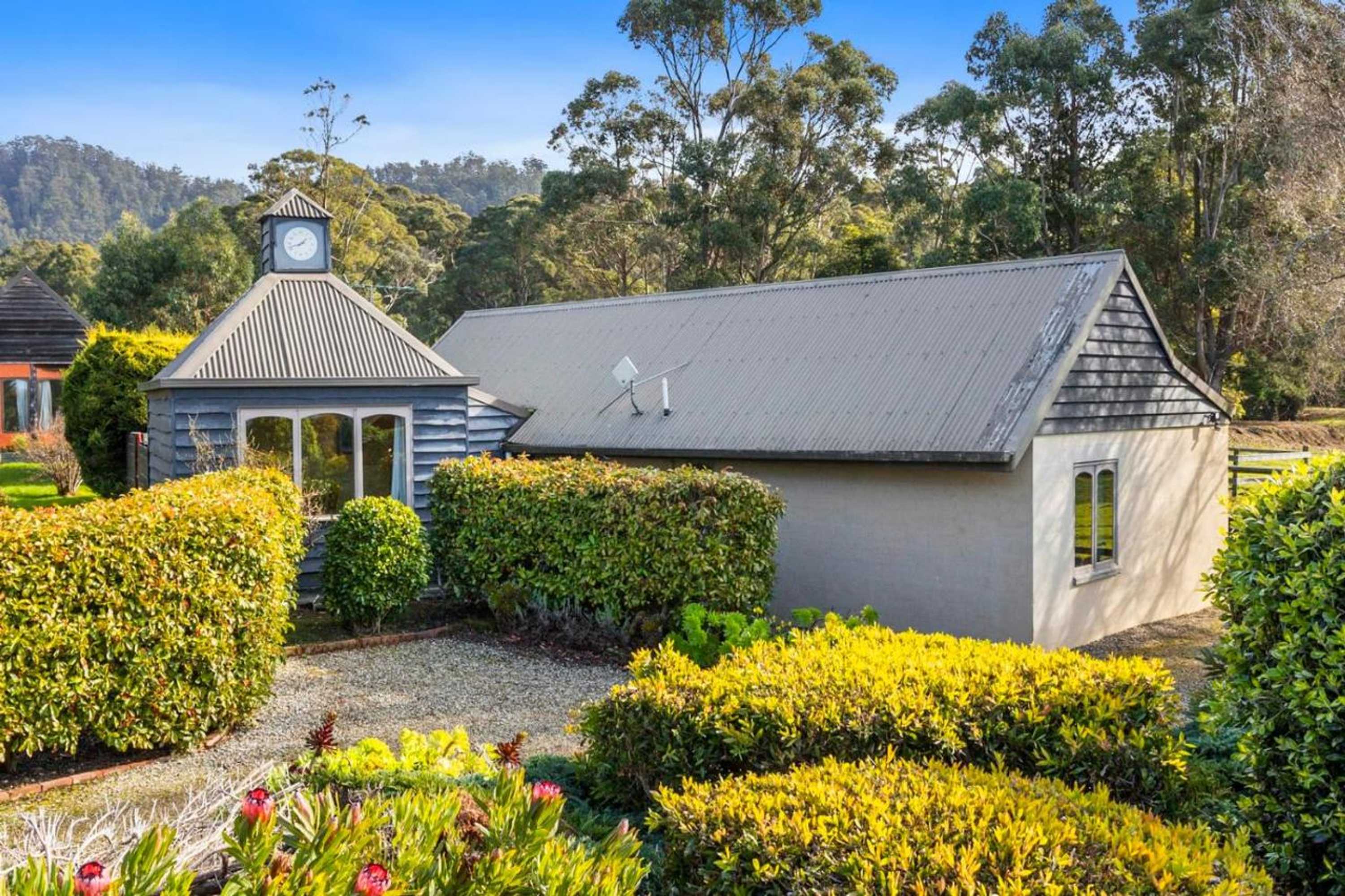 Gift card for The Clocktower - Serene Stay at Herons Rise Vineyard