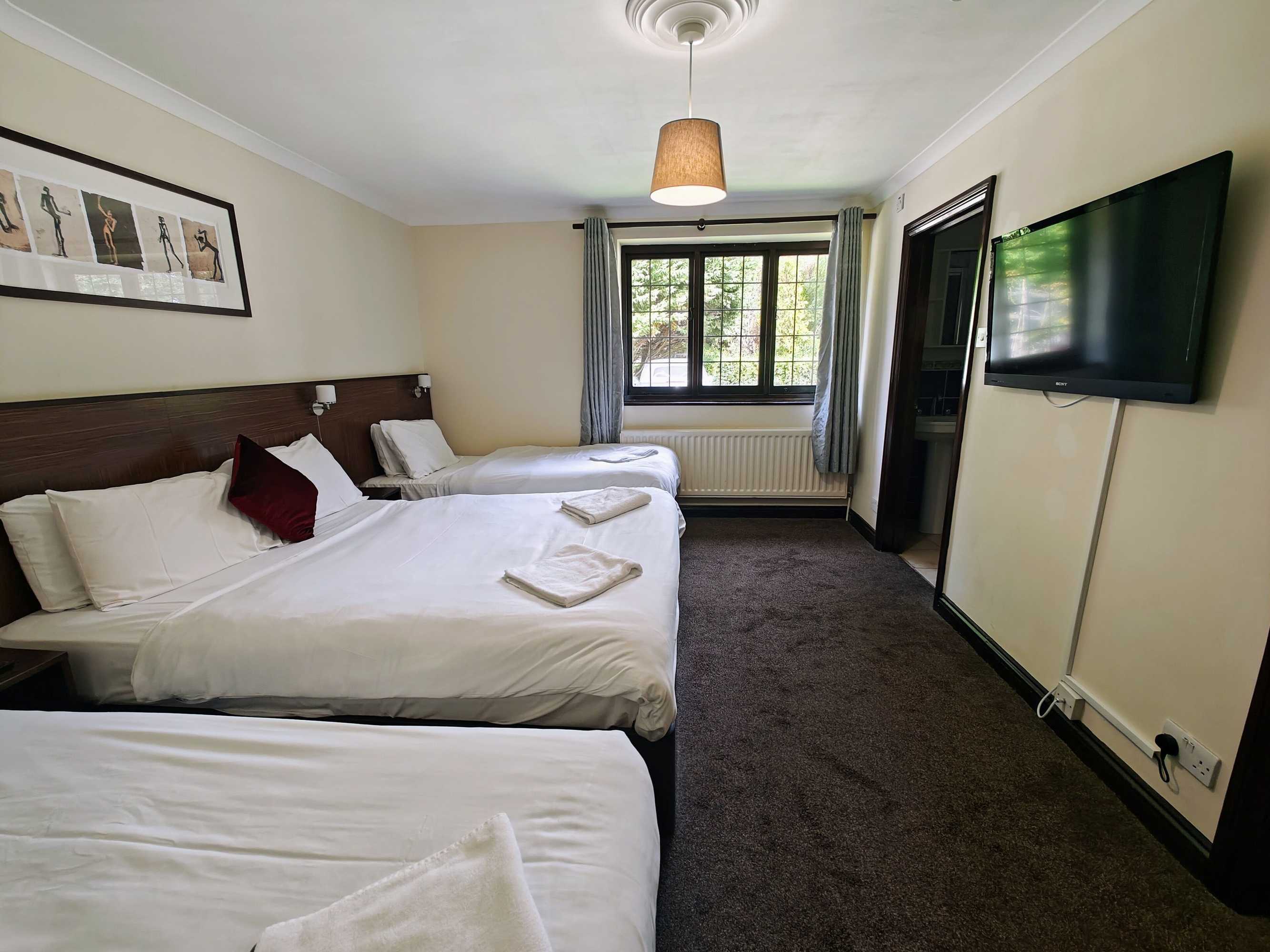 Gift card for Little Foxes Hotel & Gatwick Airport Parking Gift card for Little Foxes Hotel & Gatwick Airport Parking