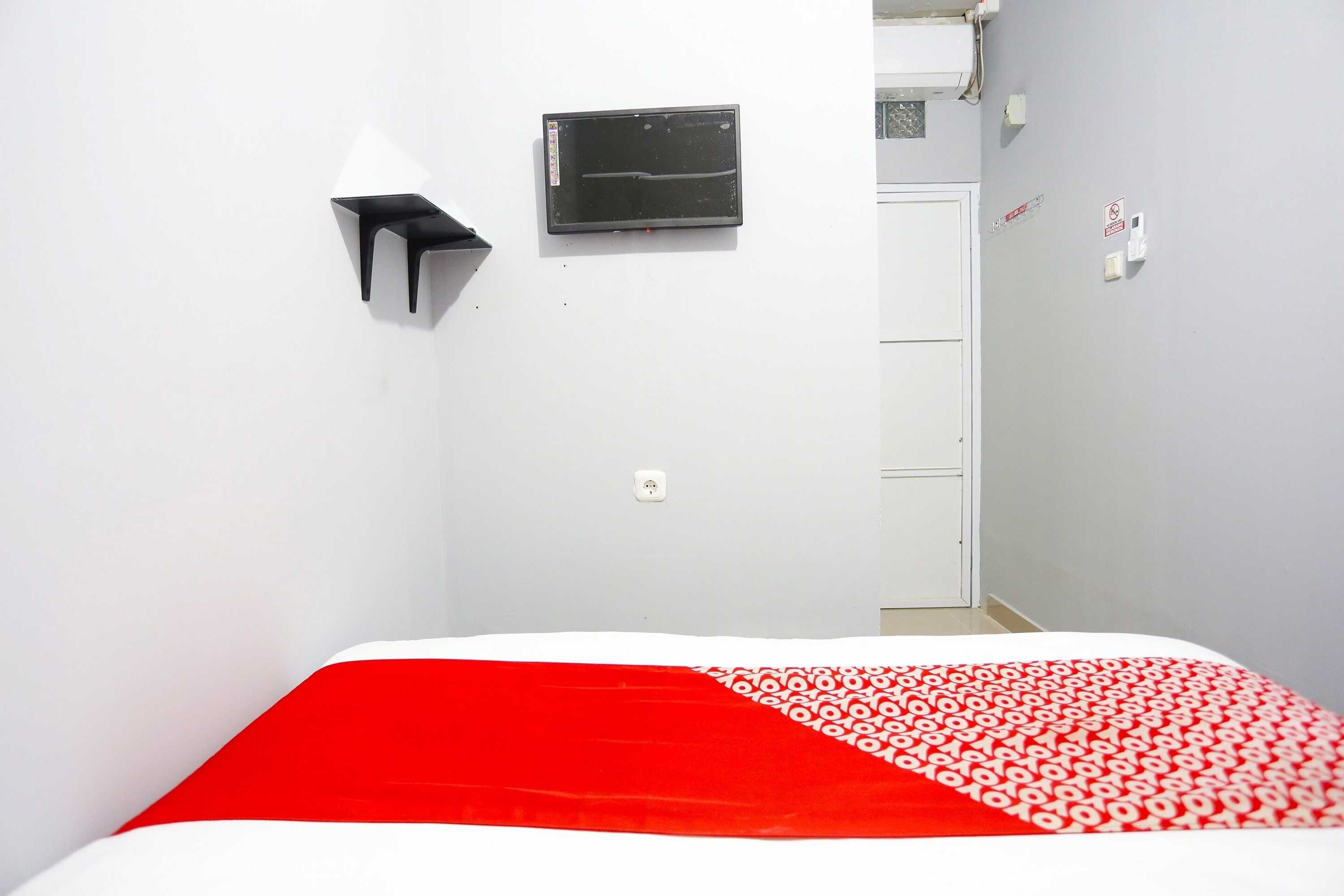Gift card for Oyo 90848 J&b Rooms Bekasi Gift card for Oyo 90848 J&b Rooms Bekasi