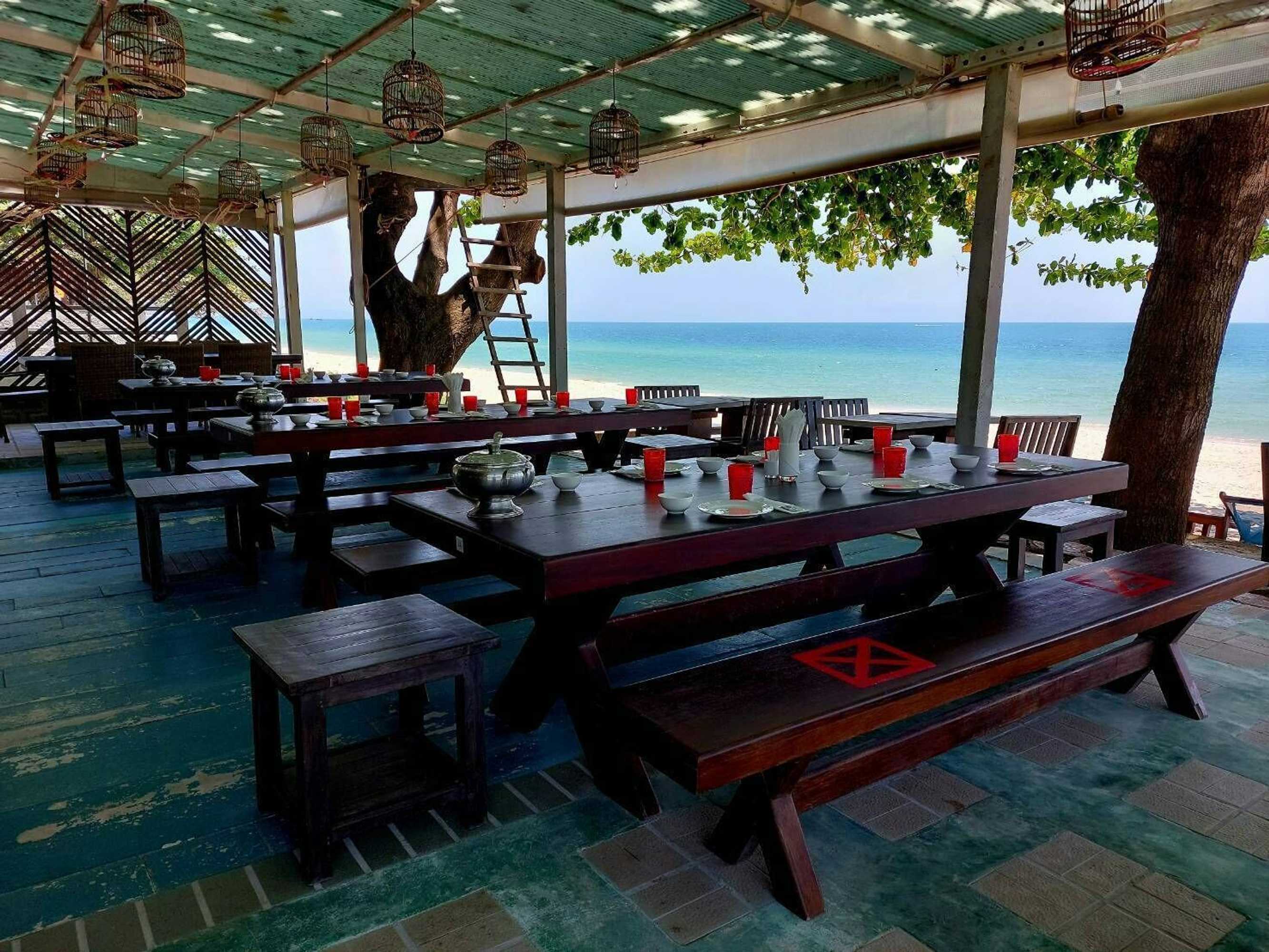 Gift card for Khanom Golden Beach Hotel Gift card for Khanom Golden Beach Hotel
