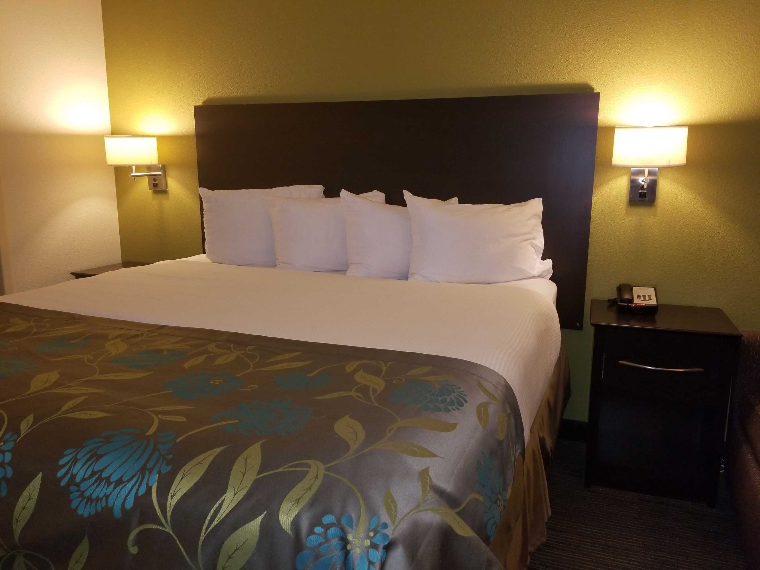Gift card for Baymont by Wyndham Eau Claire WI Gift card for Baymont by Wyndham Eau Claire WI