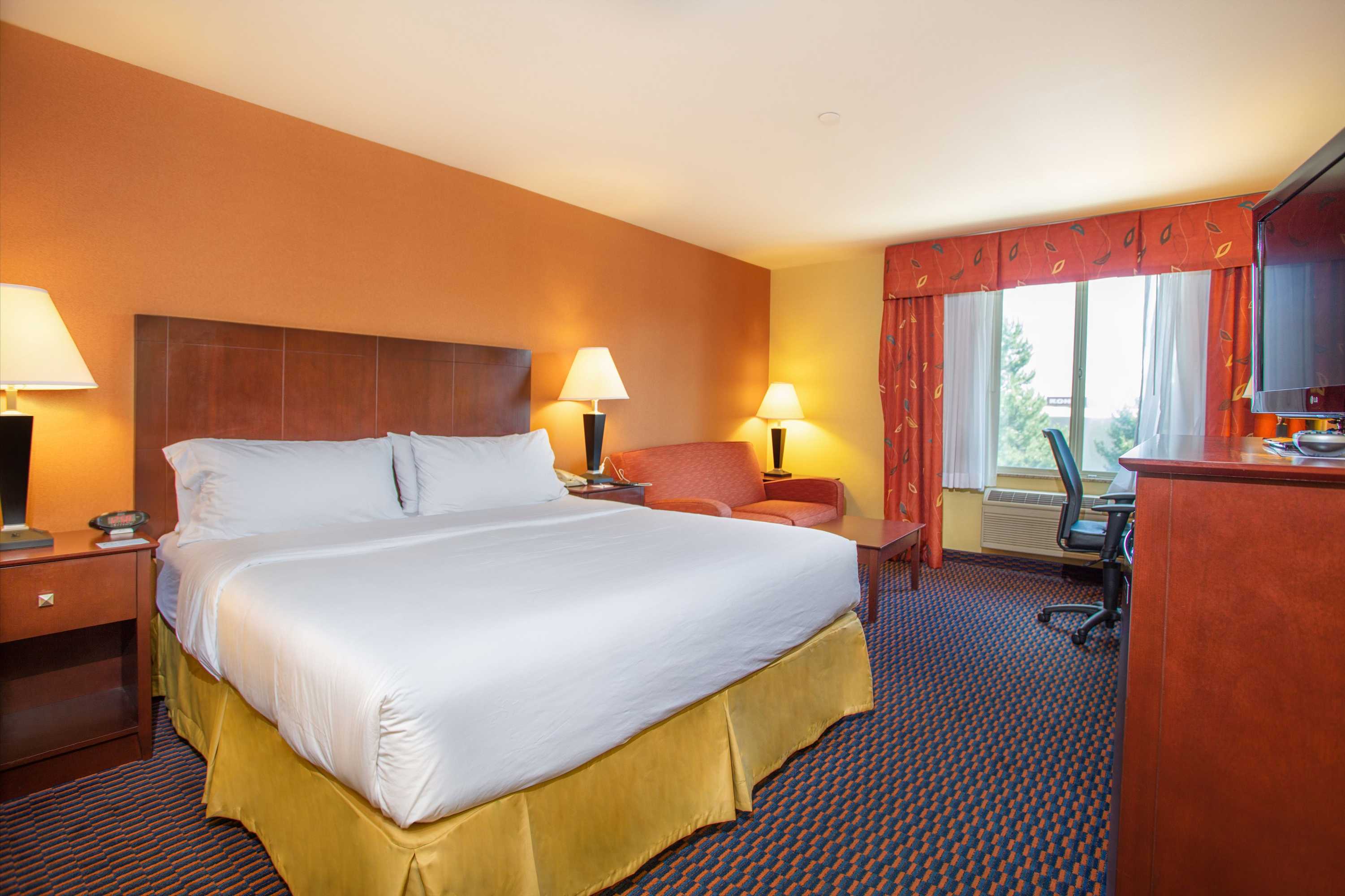 Gift card for Holiday Inn Express & Suites Richland by Ihg Gift card for Holiday Inn Express & Suites Richland by Ihg