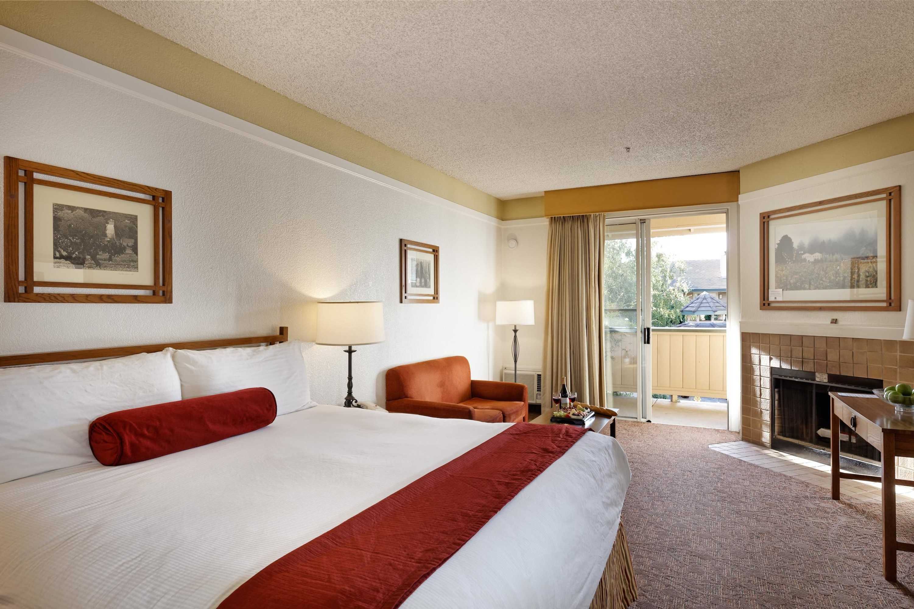Gift card for Sonoma Valley Inn, Tapestry Collection by Hilton Gift card for Sonoma Valley Inn, Tapestry Collection by Hilton