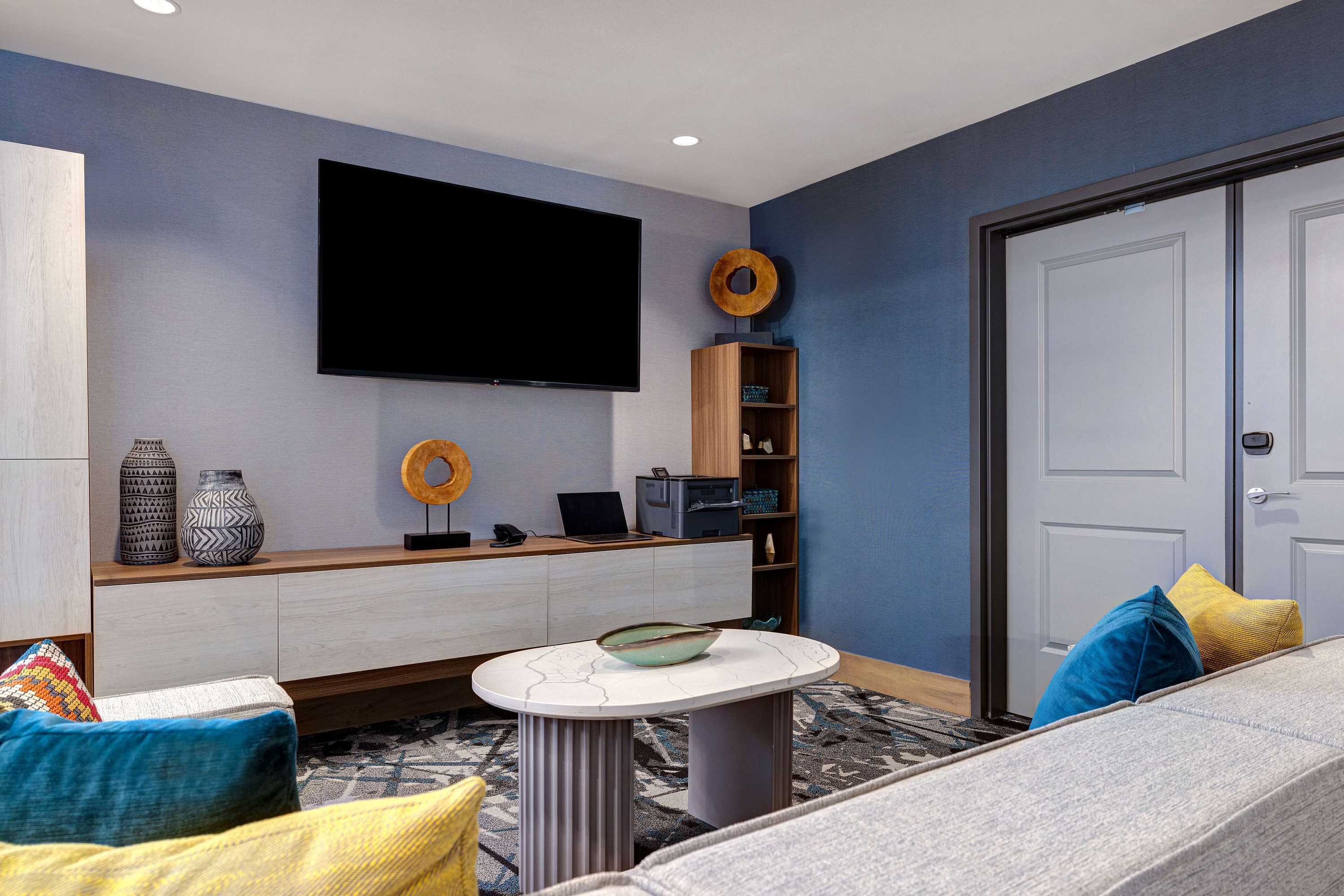 Gift card for Homewood Suites by Hilton Oak Creek Milwaukee Gift card for Homewood Suites by Hilton Oak Creek Milwaukee
