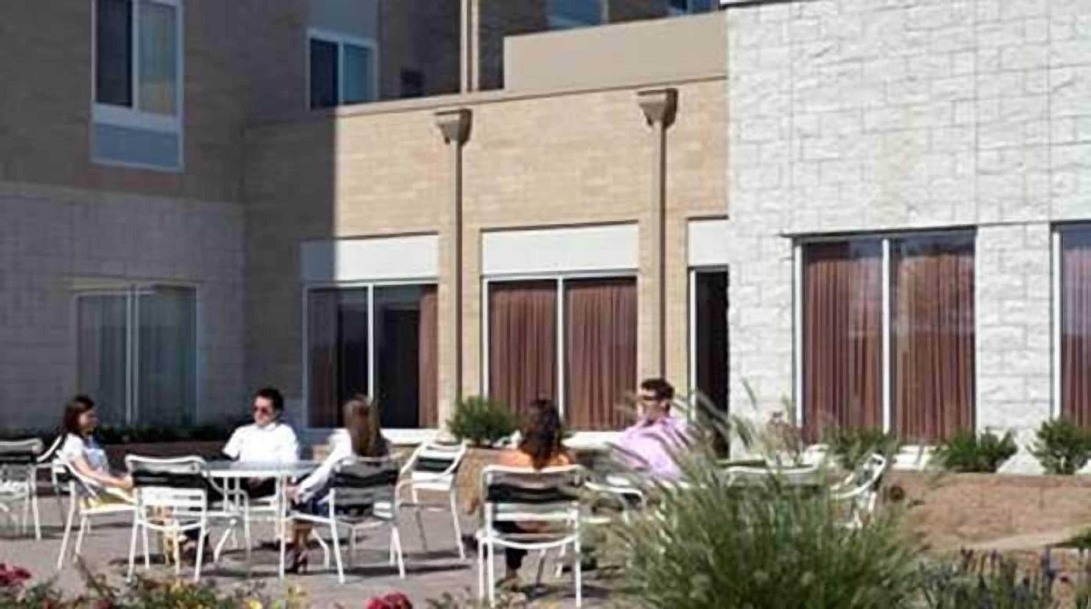Gift card for Hilton Garden Inn Des Moines/urbandale Gift card for Hilton Garden Inn Des Moines/urbandale