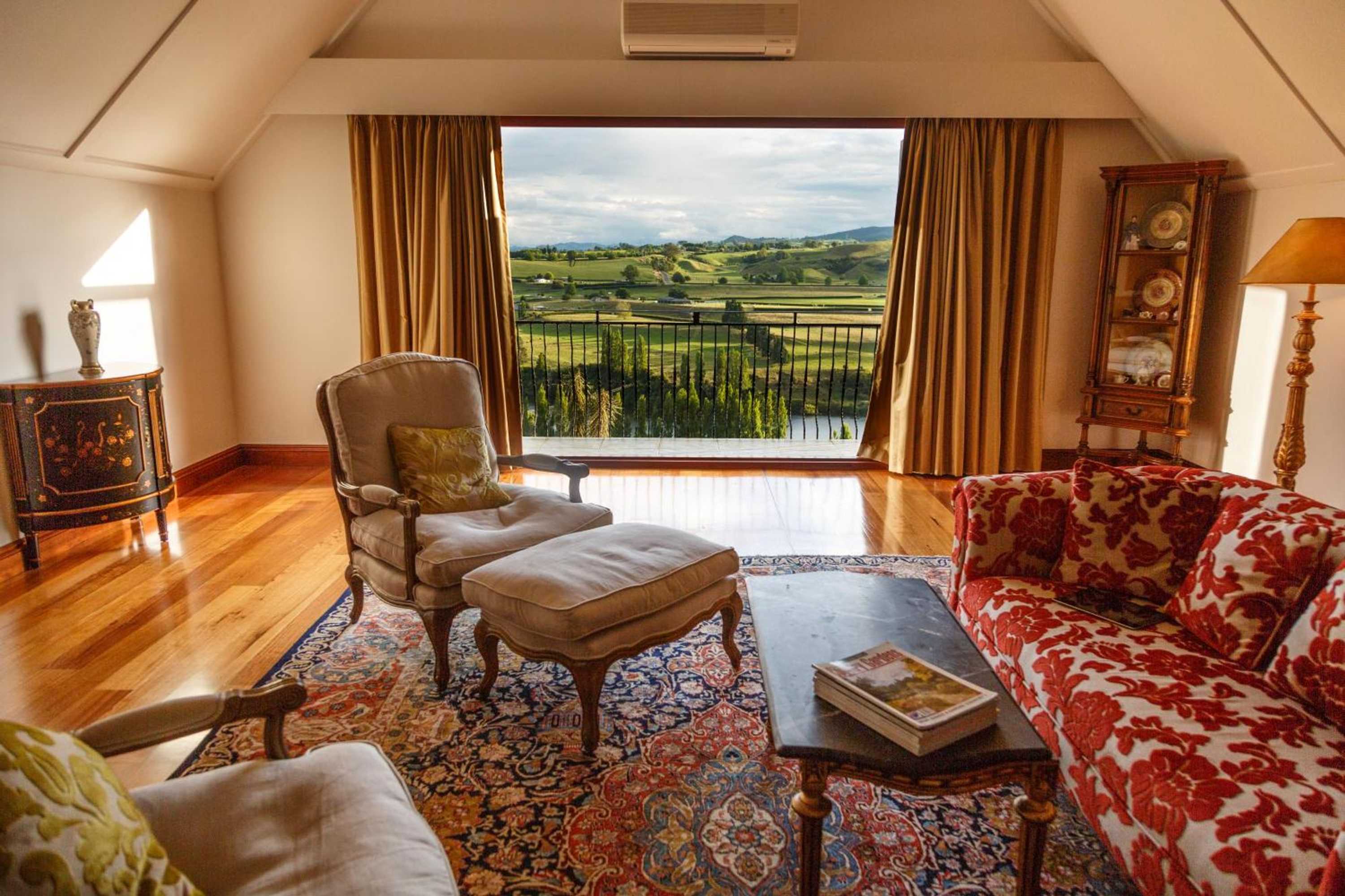 Gift card for Lake Karapiro Lodge Gift card for Lake Karapiro Lodge