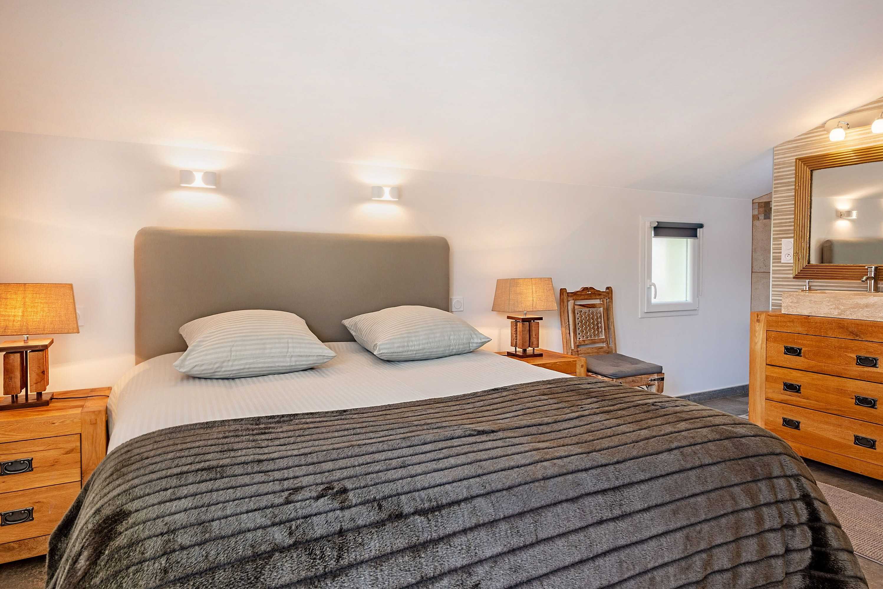 Gift card for Casa Dina