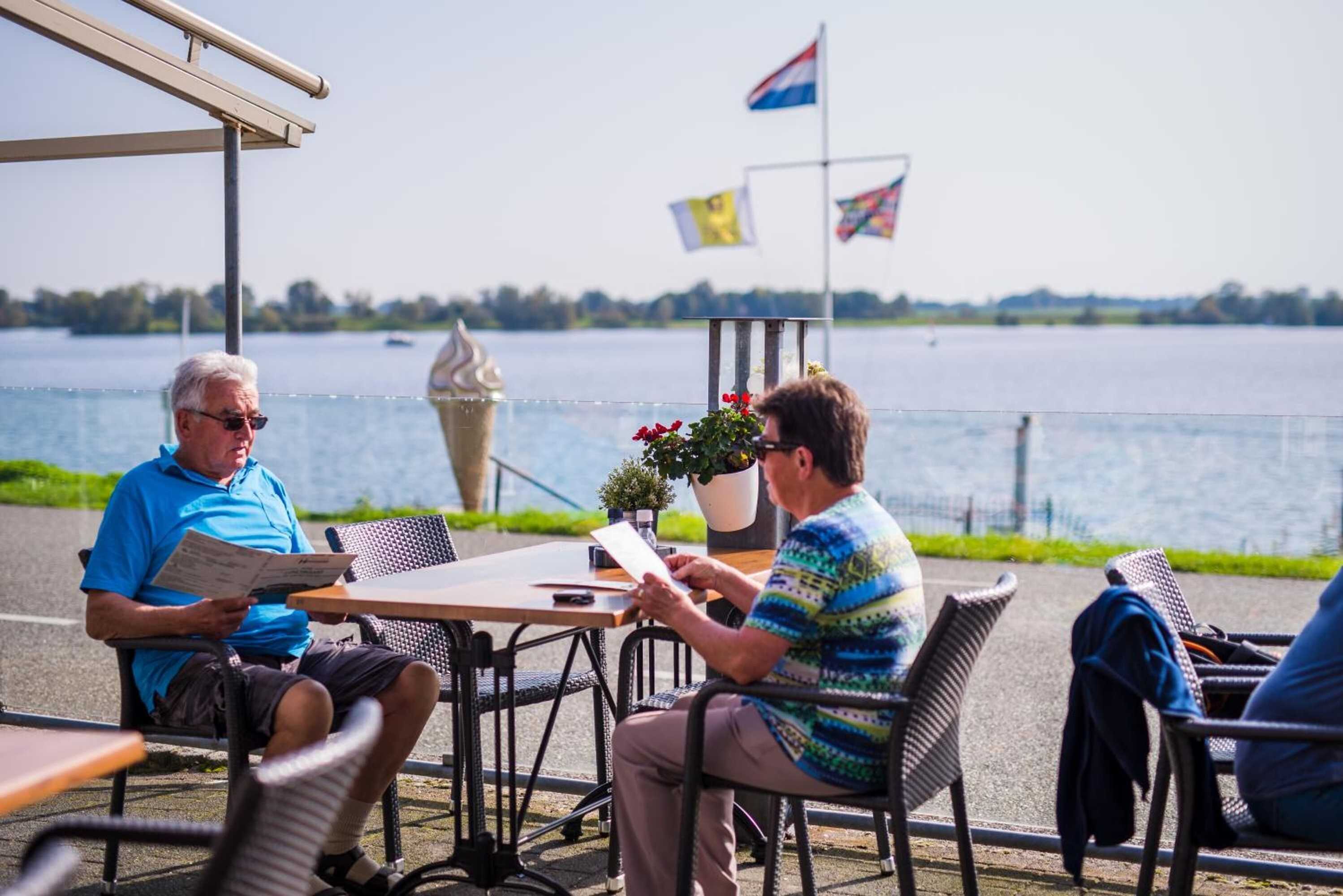 Gift card for Hotel Restaurant Zalen Hoogeerd Gift card for Hotel Restaurant Zalen Hoogeerd