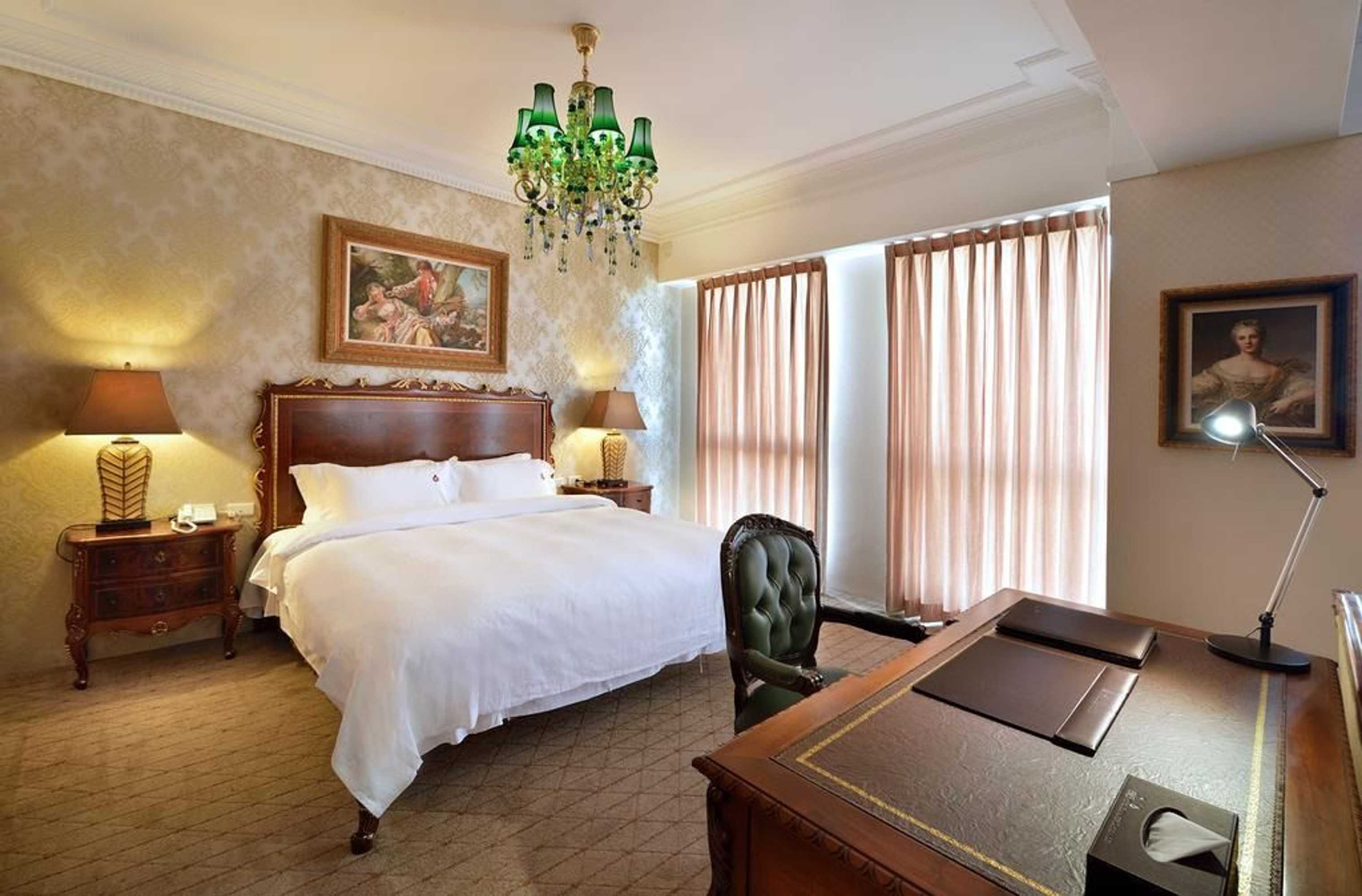 Gift card for Hotel Buwanrer Garden Number 6 Gift card for Hotel Buwanrer Garden Number 6
