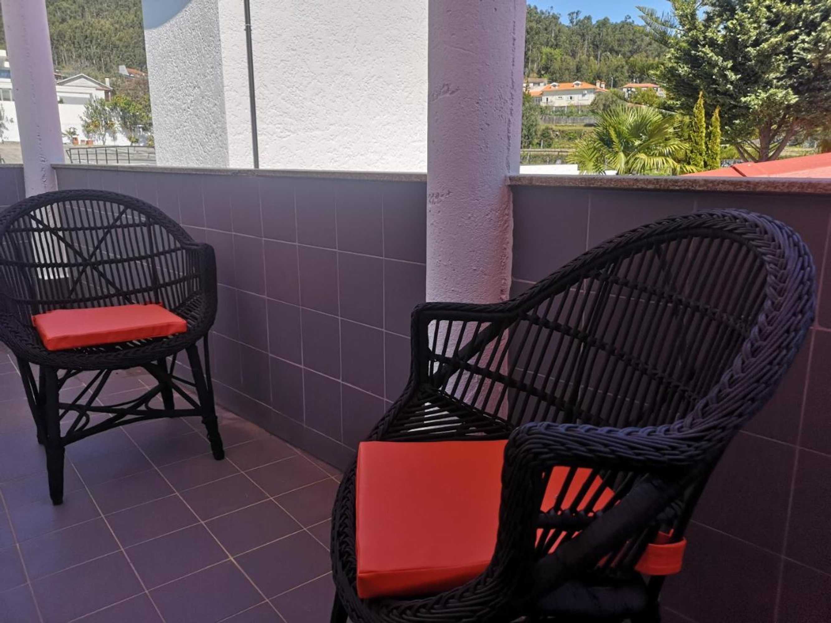 Gift card for Leonchic - Guest House Com Piscina de Água Salgada