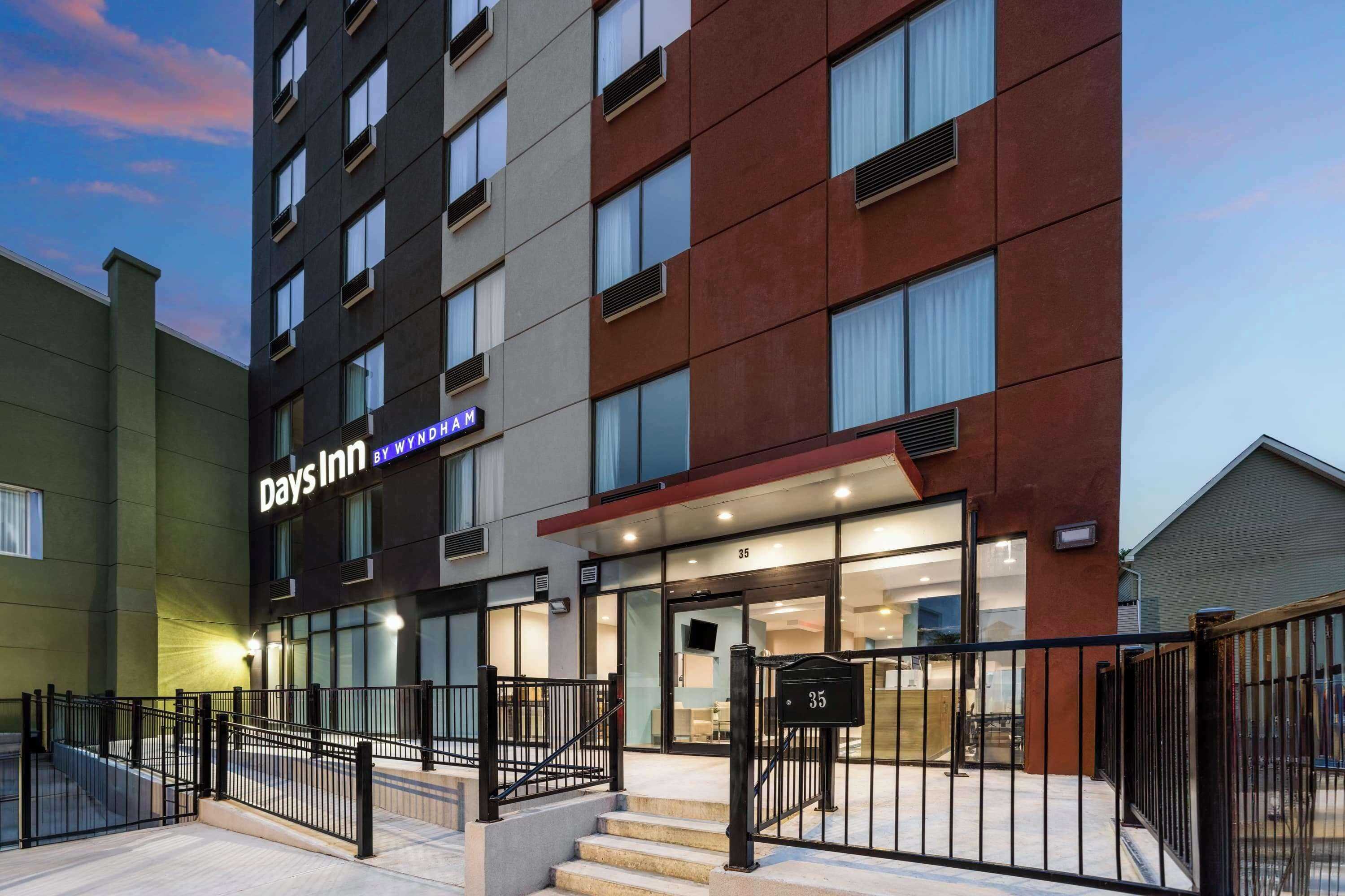 Gift card for Days Inn By Wyndham Staten Island Gift card for Days Inn By Wyndham Staten Island