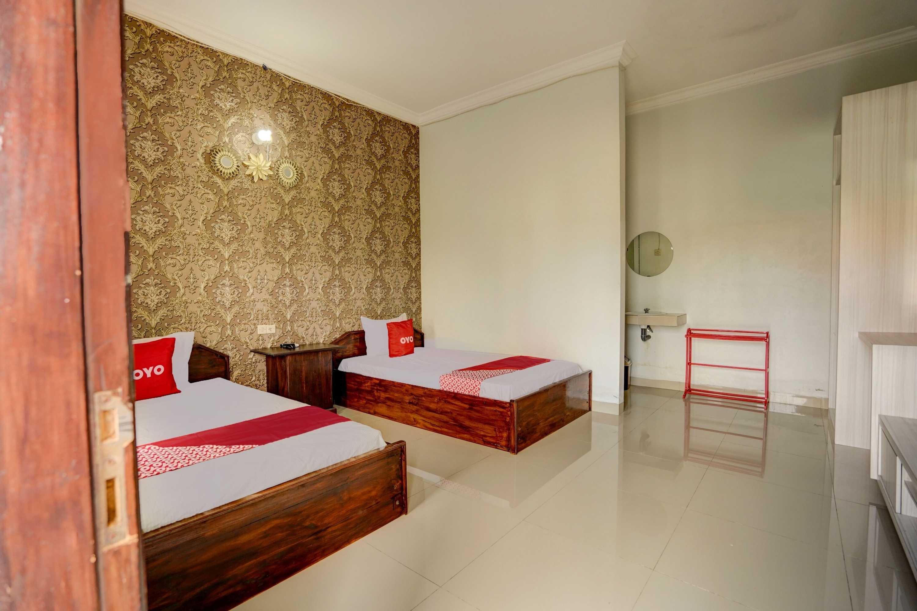 Gift card for Oyo 92907 Miranda Hotel Syariah Gift card for Oyo 92907 Miranda Hotel Syariah