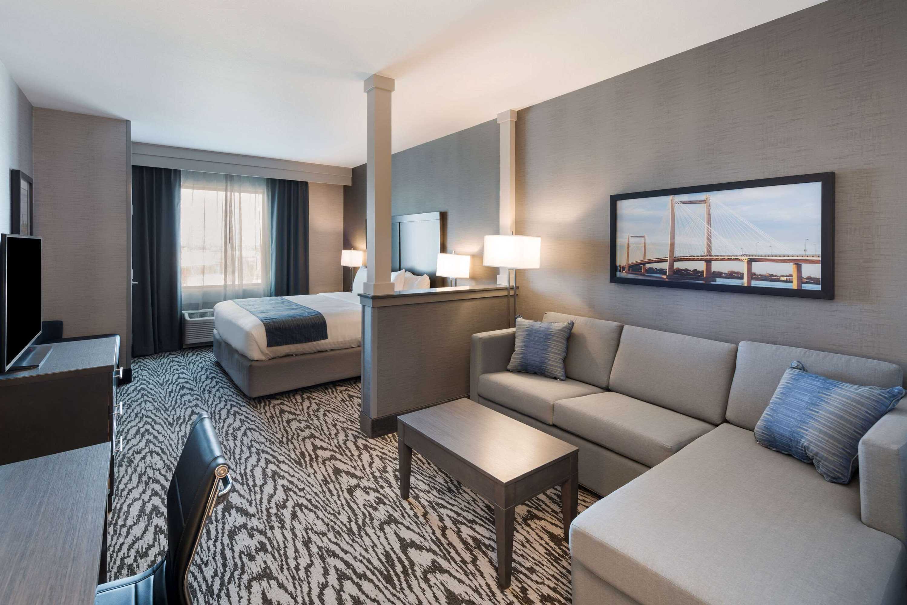 Gift card for Comfort Suites Kennewick at Southridge Gift card for Comfort Suites Kennewick at Southridge