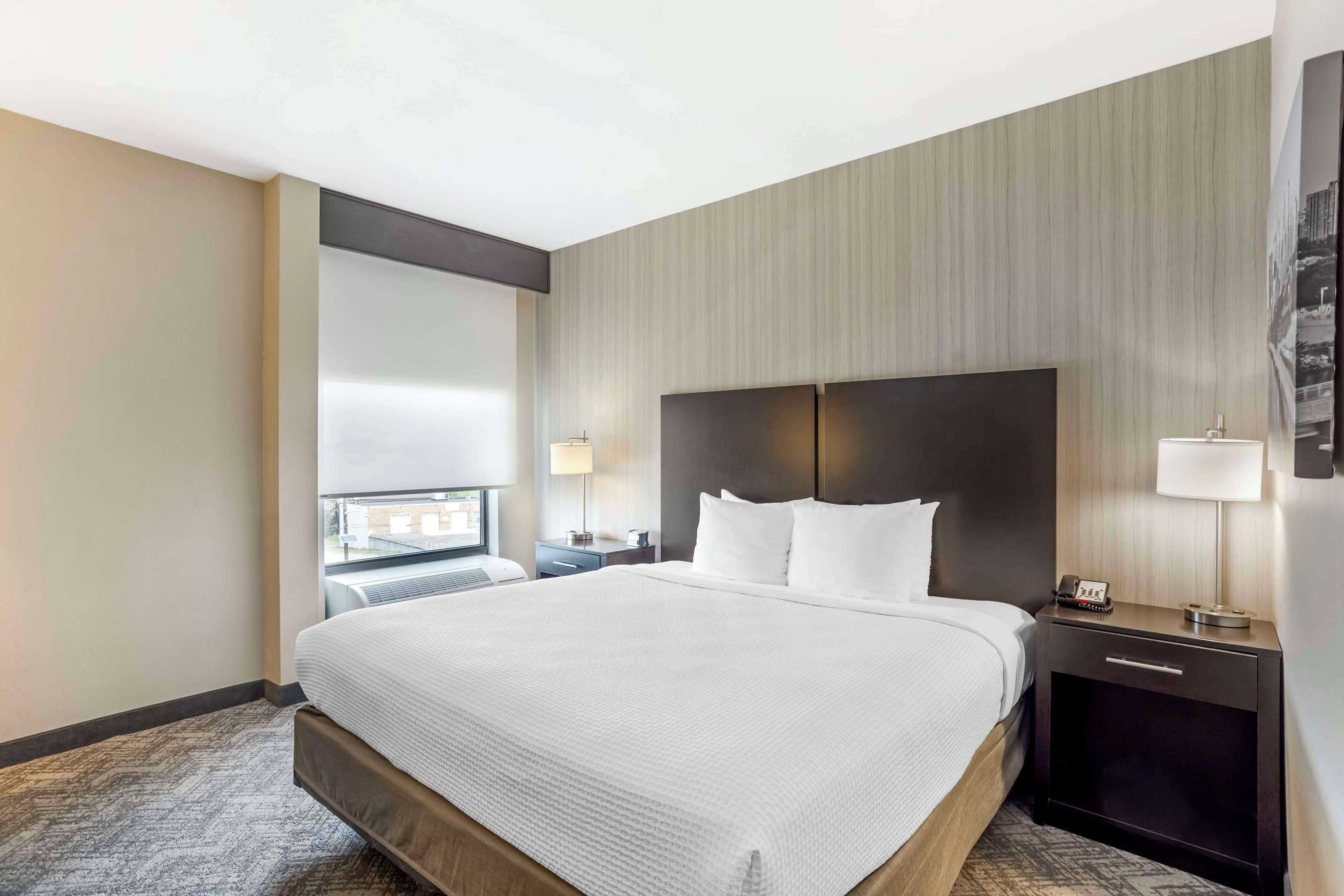 Gift card for Best Western Plus Philadelphia-Pennsauken Hotel Gift card for Best Western Plus Philadelphia-Pennsauken Hotel