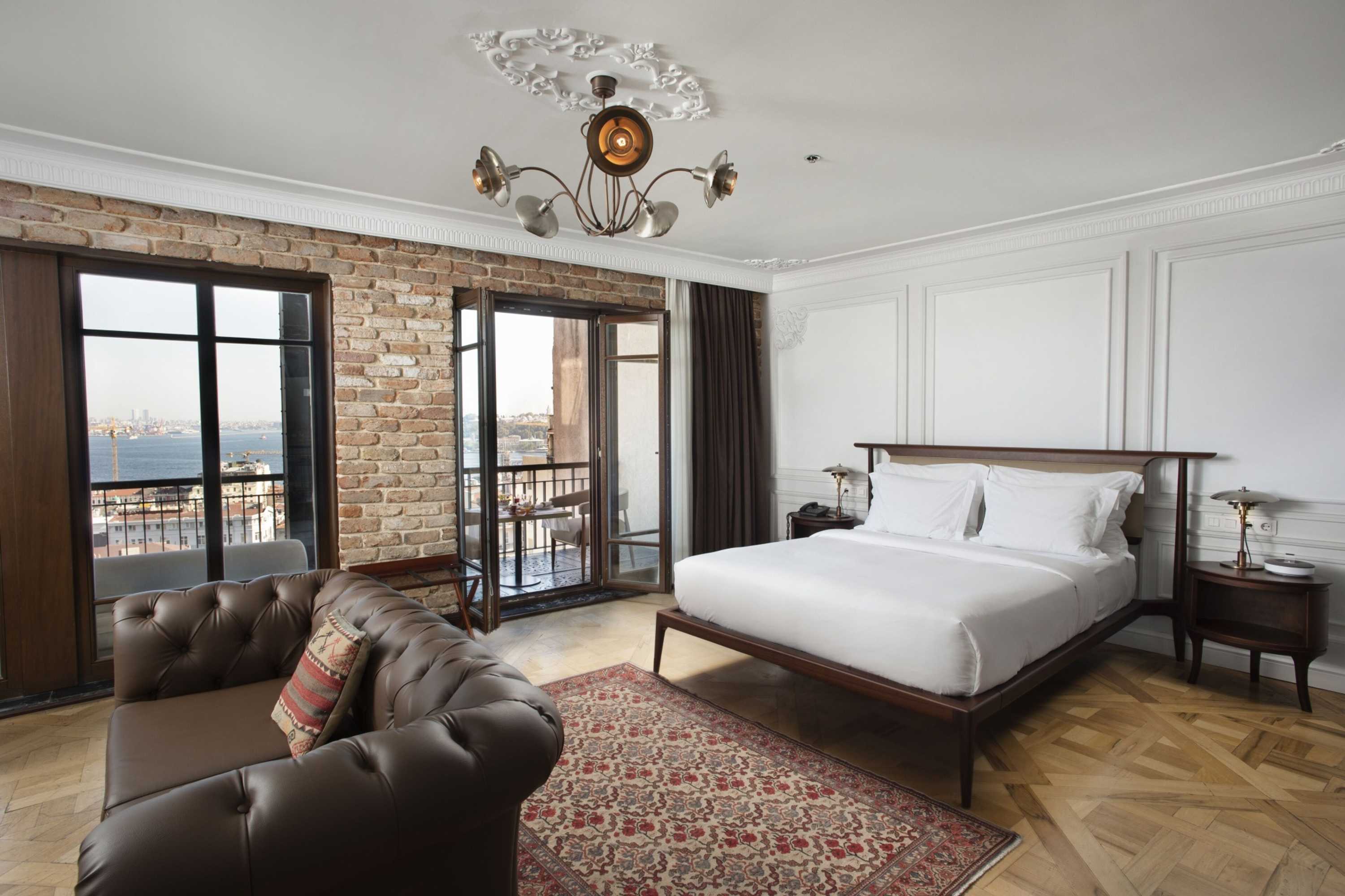 Gift card for Georges Hotel Galata Gift card for Georges Hotel Galata