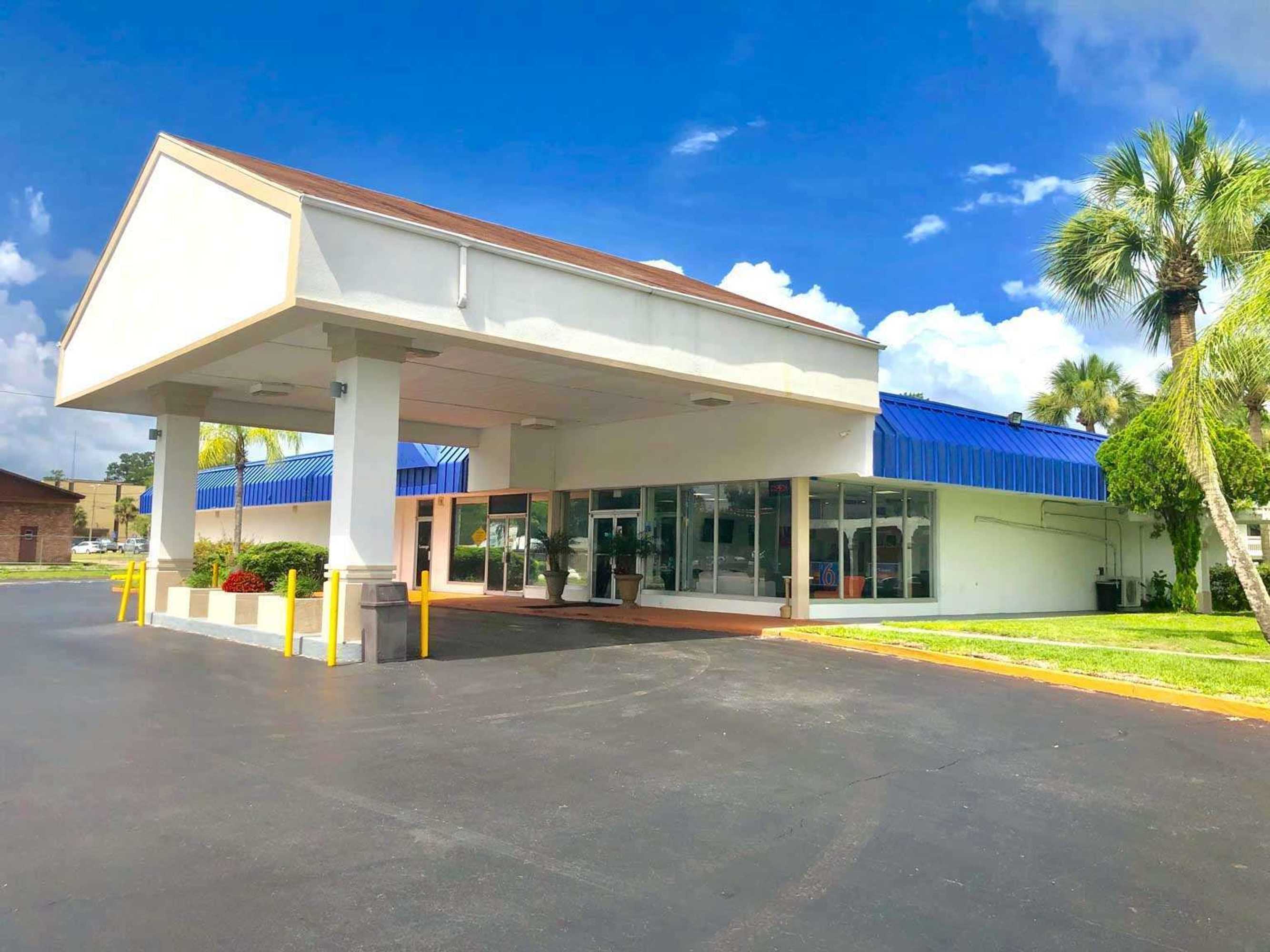 Gift card for Motel 6 Starke, FL Gift card for Motel 6 Starke, FL
