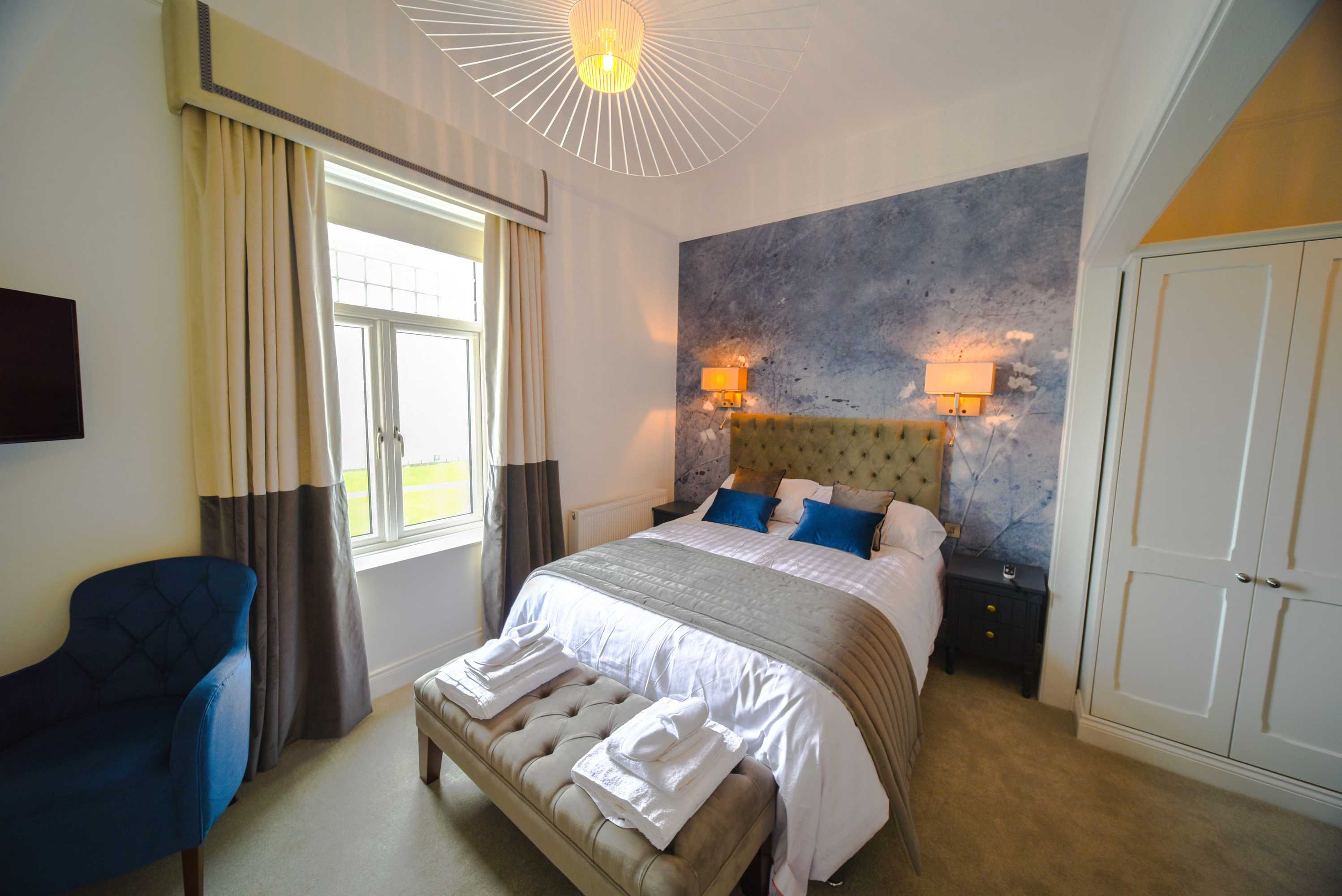 Gift card for The Strand Hotel, The Former Residence of Oscar Wilde