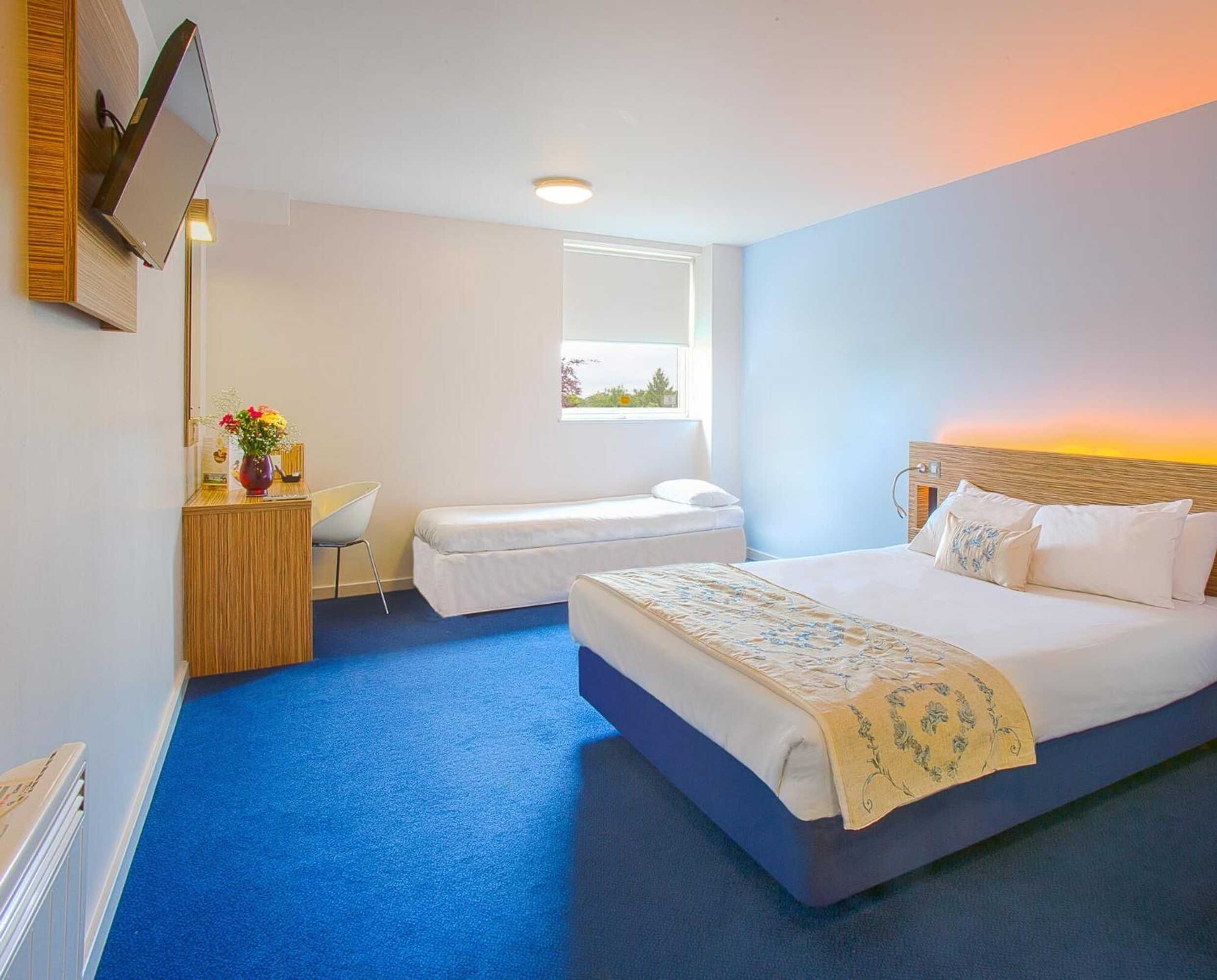 Gift card for Redwings Lodge Wolverhampton Gift card for Redwings Lodge Wolverhampton