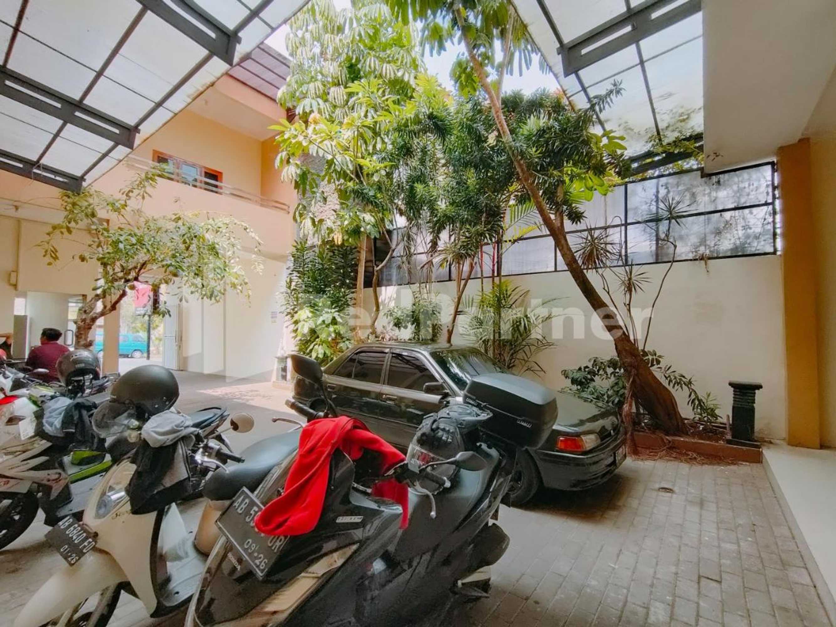 Gift card for Calida Hotel Mitra Reddoorz Near Alun Alun Wonosari