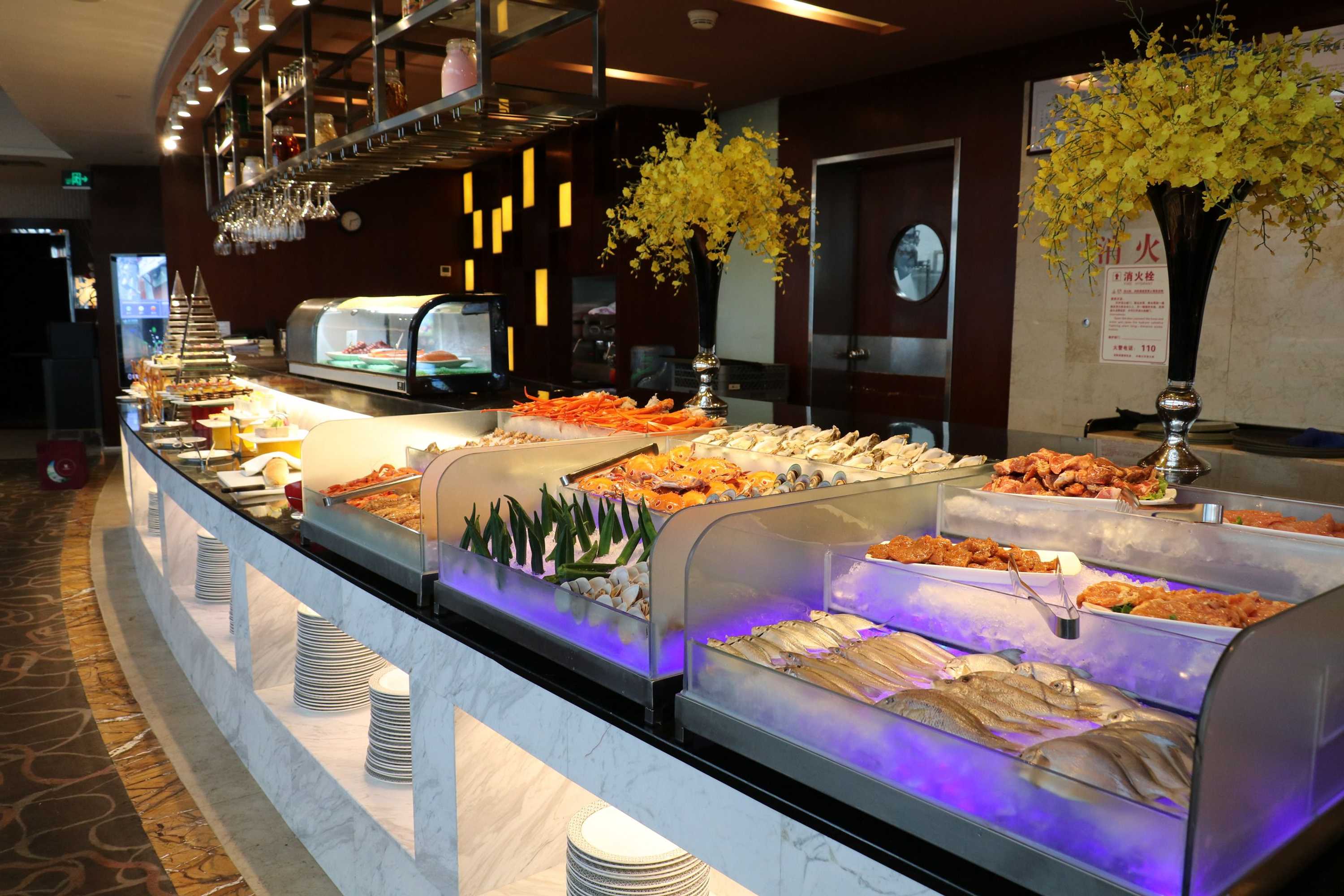 Gift card for Huaqiang Plaza Hotel Shenzhen, Enjoy Complimentary Mini Bar & Night Snack, Add Breakfast - Enjoy Complimentary Afternoon Tea Gift card for Huaqiang Plaza Hotel Shenzhen, Enjoy Complimentary Mini Bar & Night Snack, Add Breakfast - Enjoy Complimentary Afternoon Tea