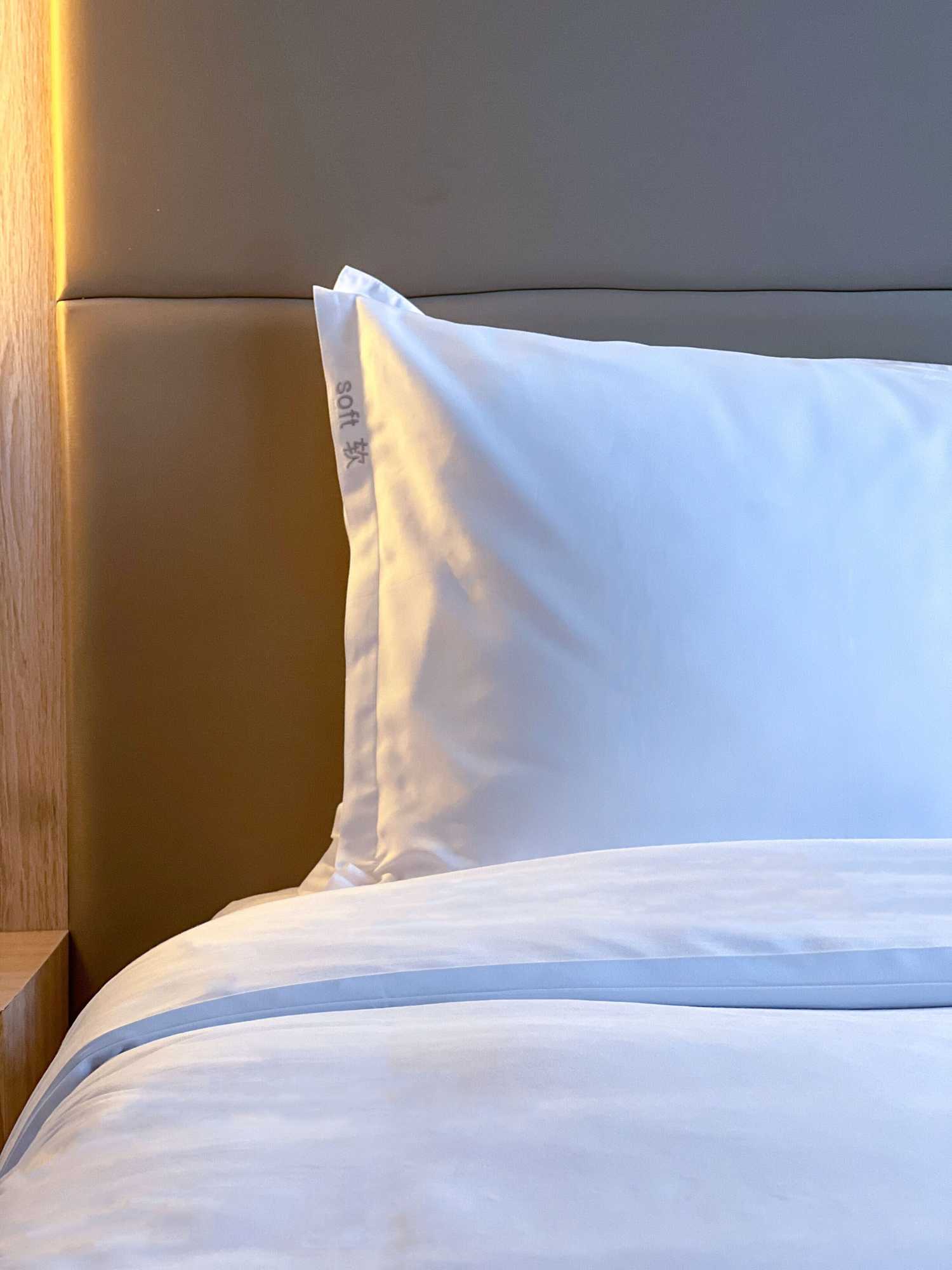 Gift card for Holiday Inn Express Zhengzhou by Ihg Gift card for Holiday Inn Express Zhengzhou by Ihg