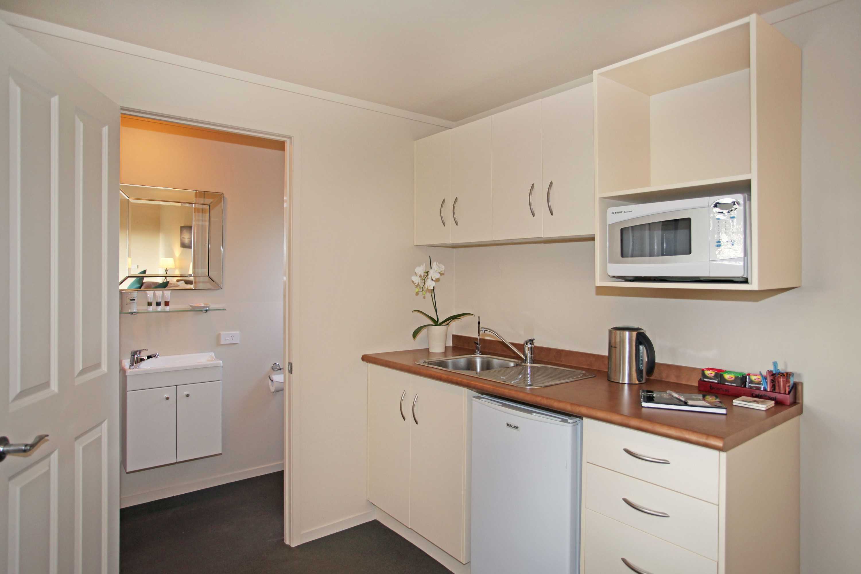 Gift card for Auckland Country Cottages Gift card for Auckland Country Cottages