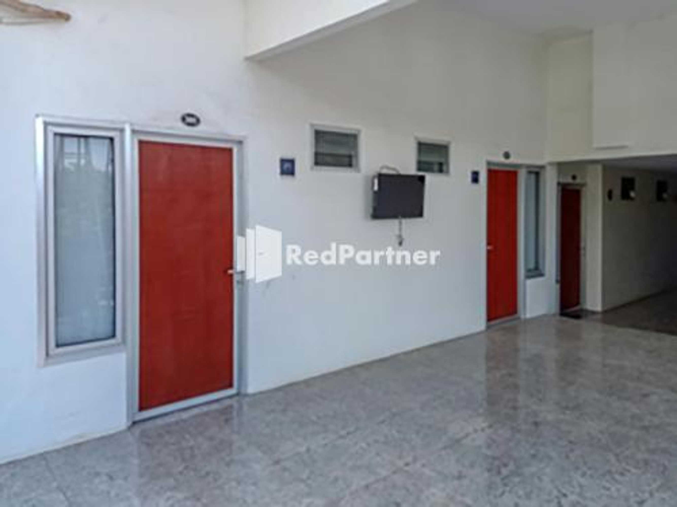 Gift card for Hotel Trikatu Kendal Near Taman Kota Weleri Mitra Reddoorz Gift card for Hotel Trikatu Kendal Near Taman Kota Weleri Mitra Reddoorz
