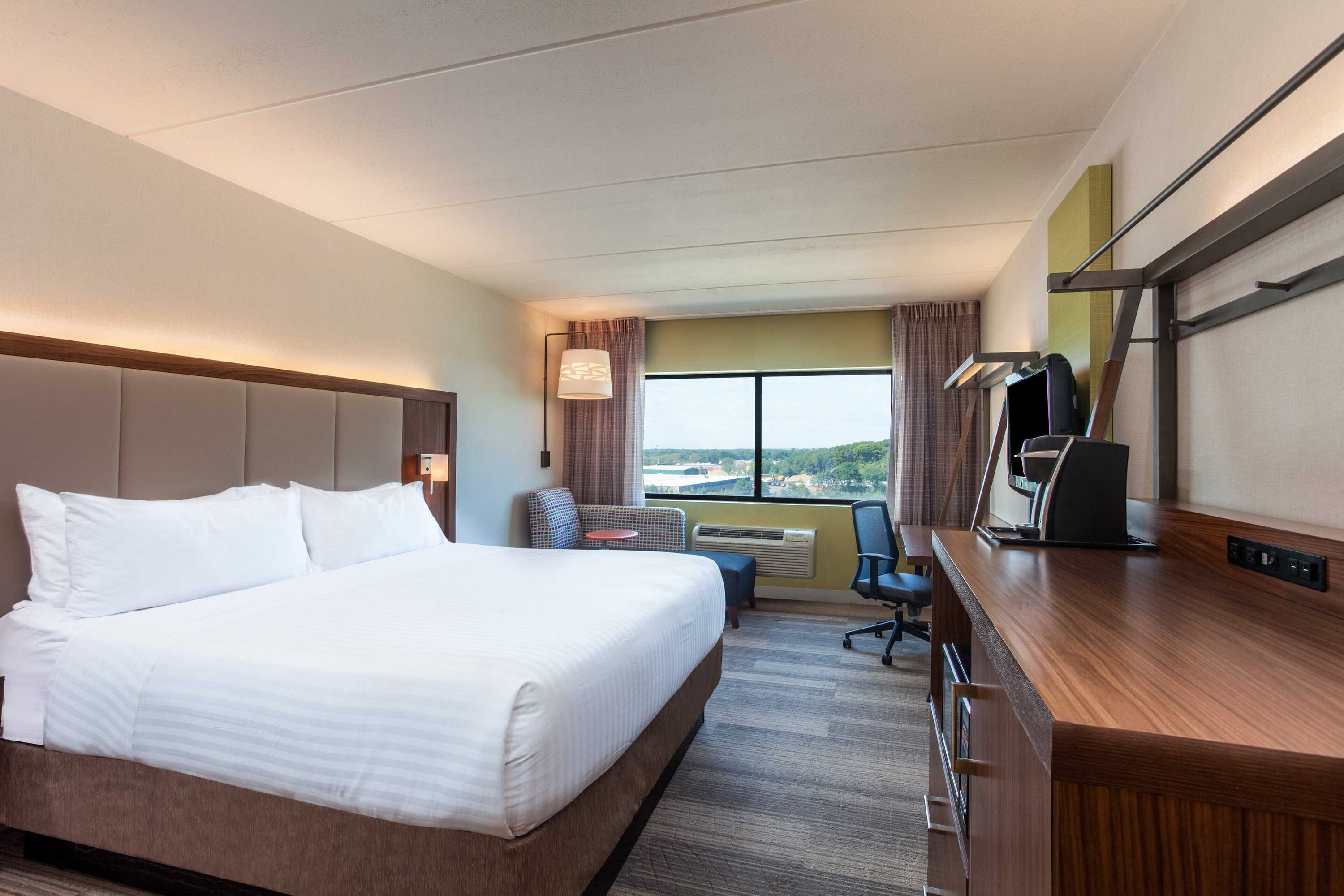 Gift card for Holiday Inn Express Hauppauge by Ihg Gift card for Holiday Inn Express Hauppauge by Ihg