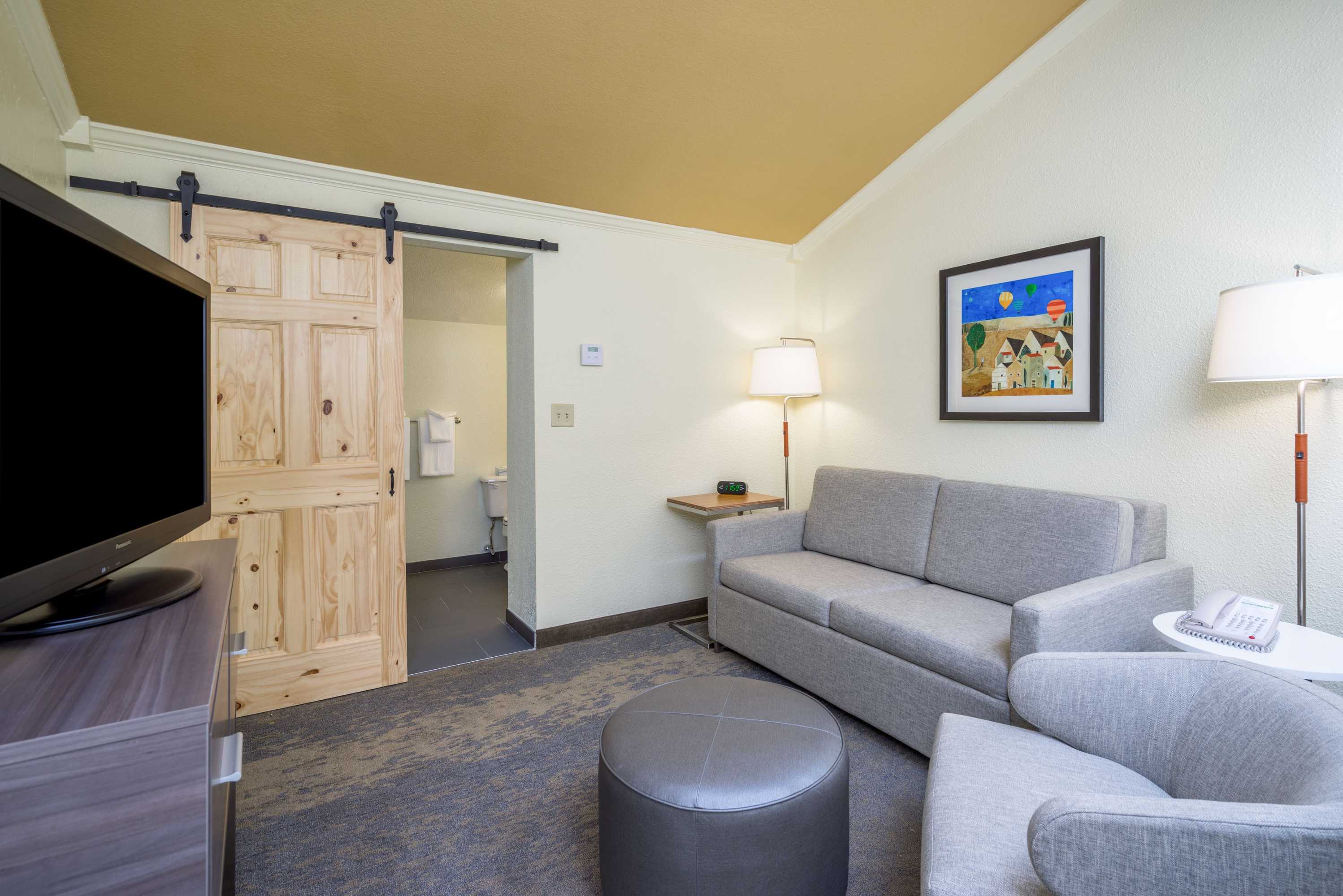 Gift card for Holiday Inn Hyannis by Ihg Gift card for Holiday Inn Hyannis by Ihg