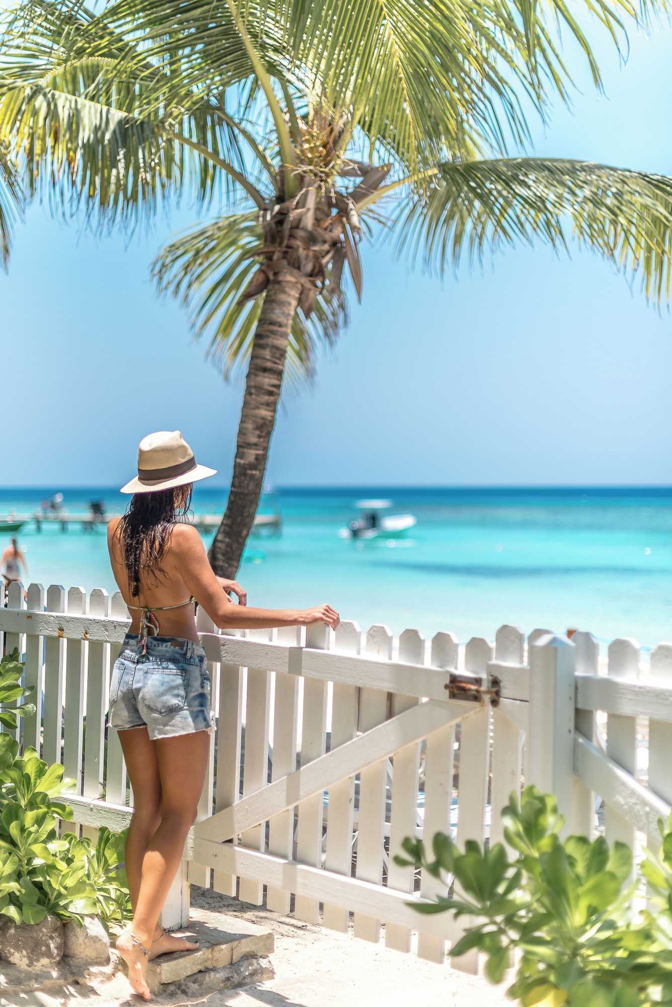 Gift card for Paradise Beach Hotel & Resort Gift card for Paradise Beach Hotel & Resort