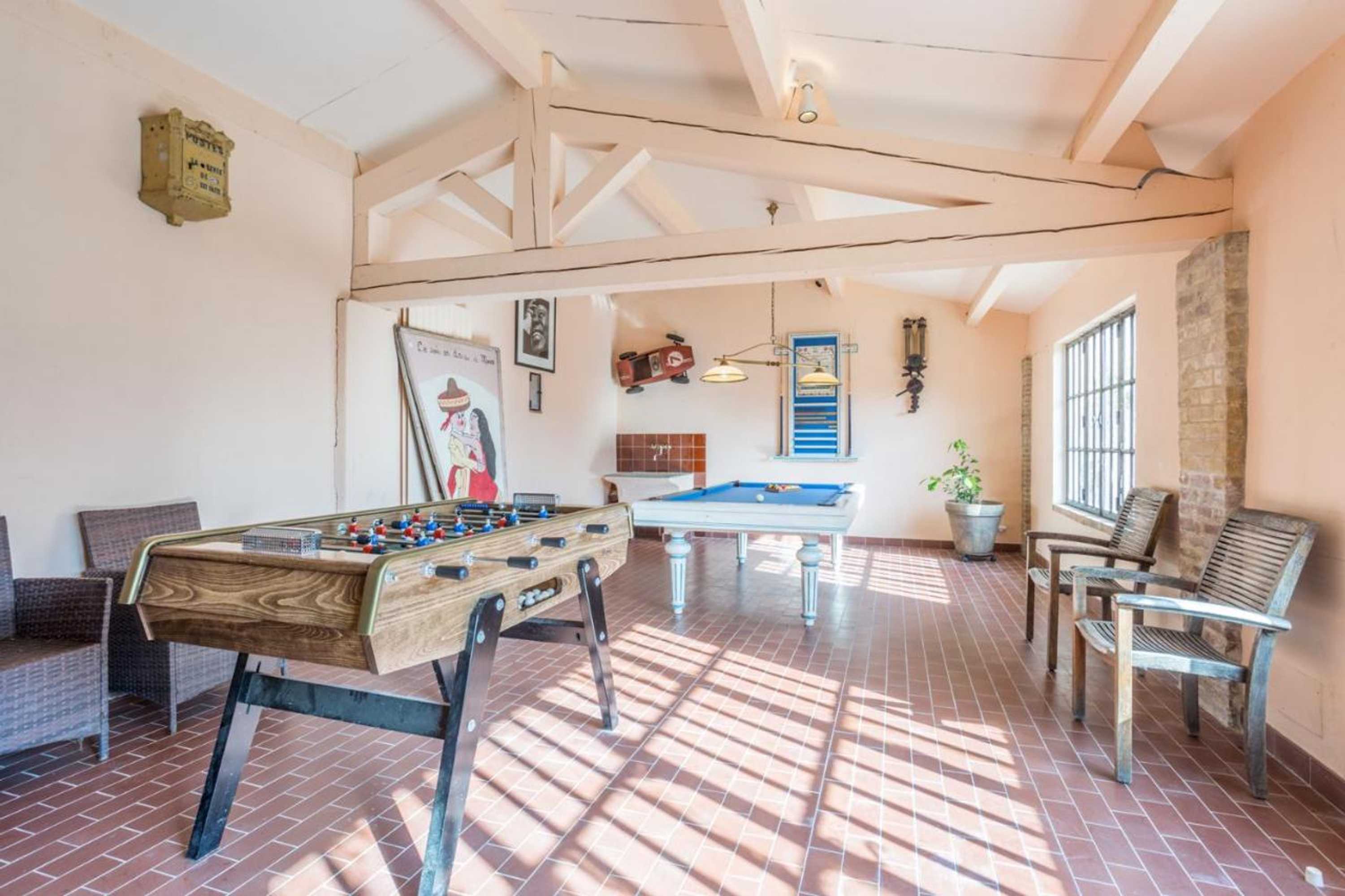 Gift card for Typical Provençal Farm House Close to L'isle Sur la Sorgue - 12 Persons Gift card for Typical Provençal Farm House Close to L'isle Sur la Sorgue - 12 Persons