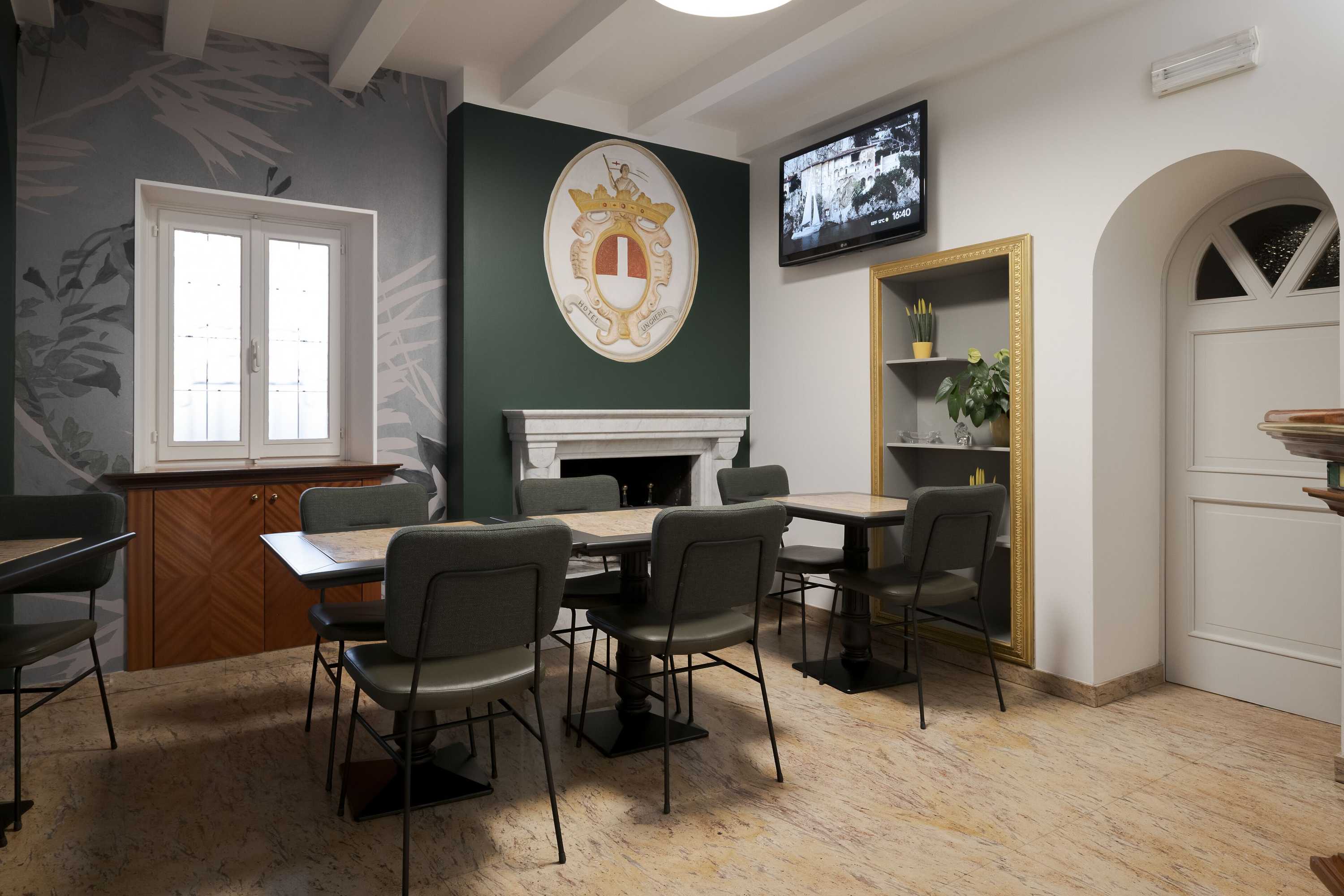 Gift card for Hotel Ungheria Varese 1946